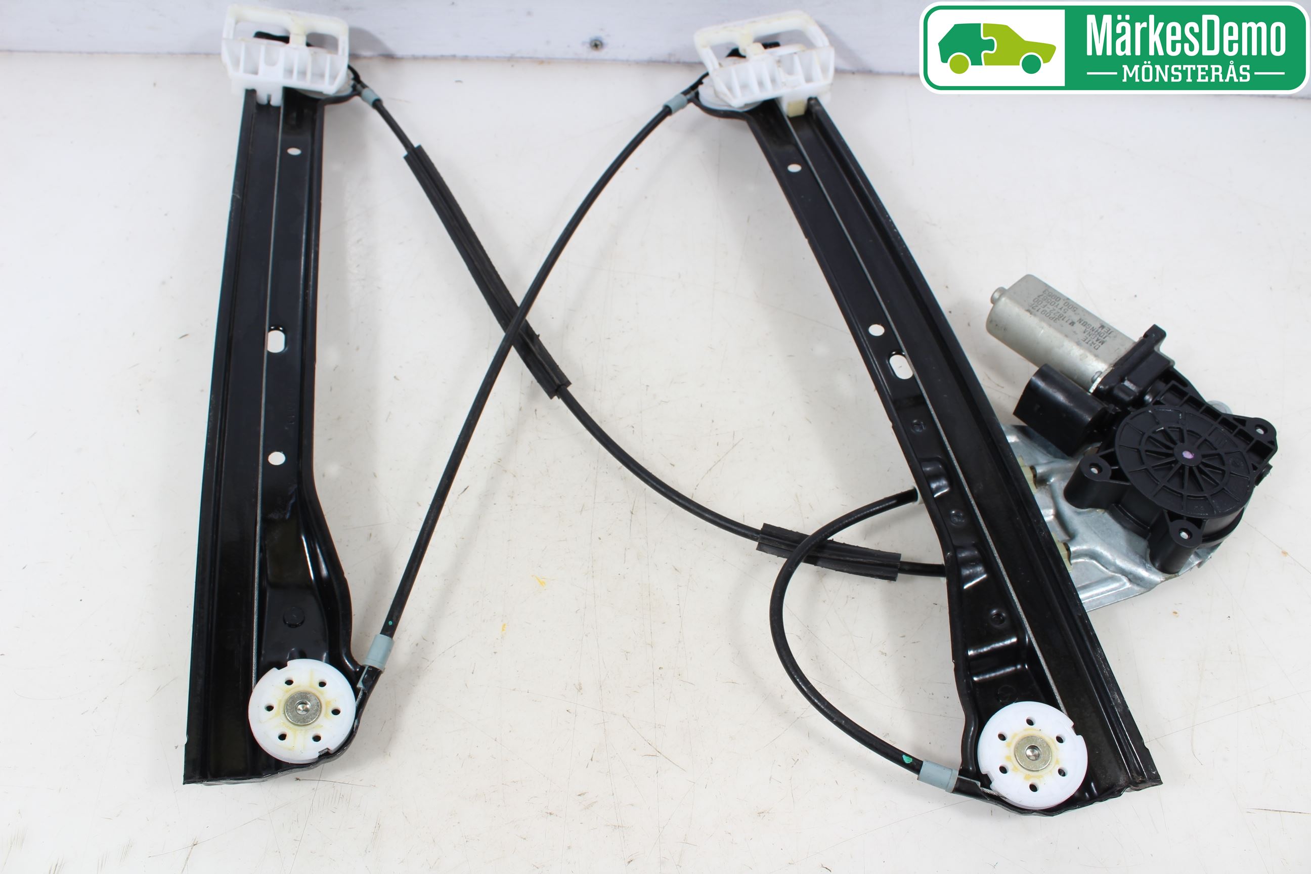Mini COUPE R56 05-14 Vindusheis El Komp