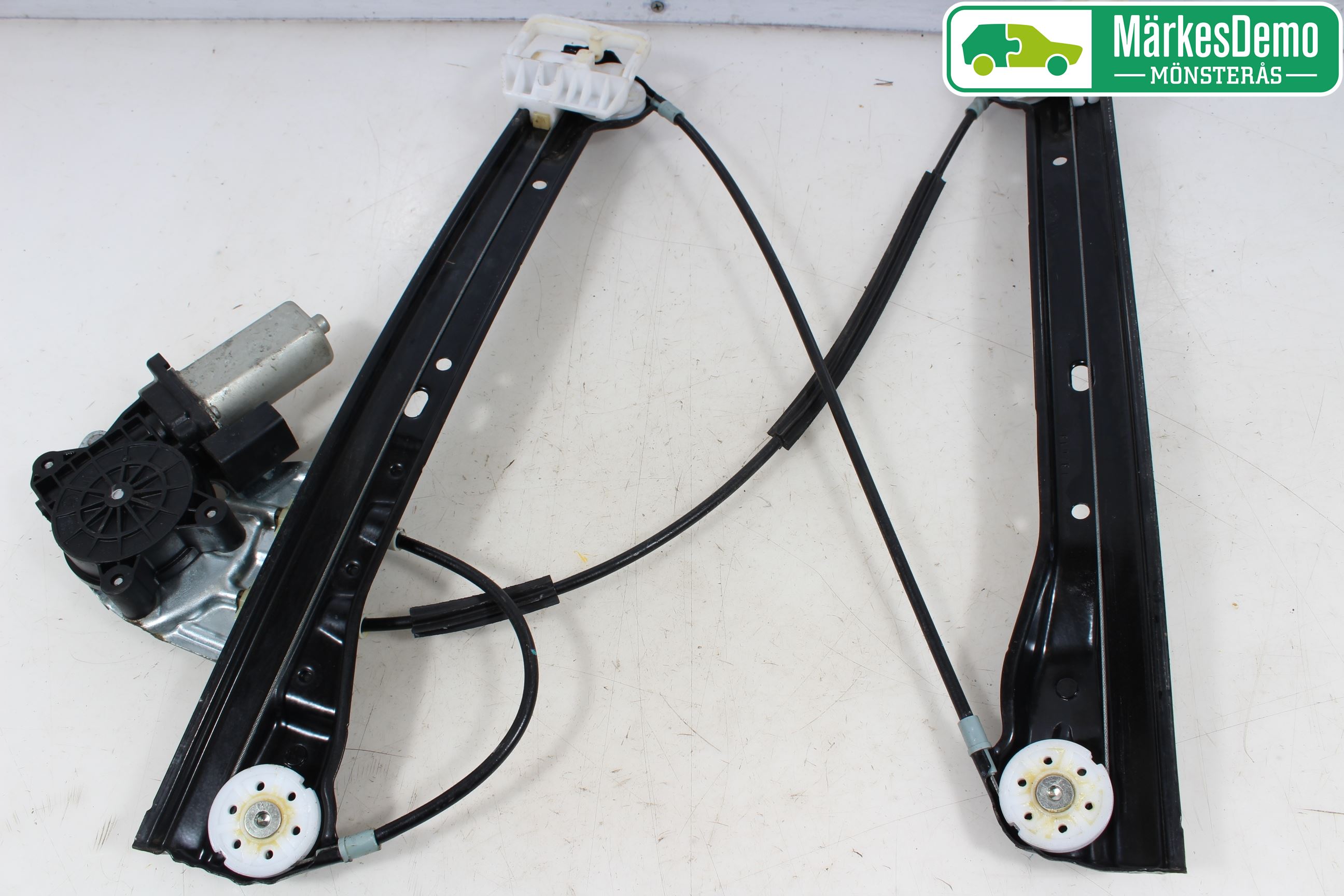 Mini COUPE R56 05-14 Vindusheis El Komp