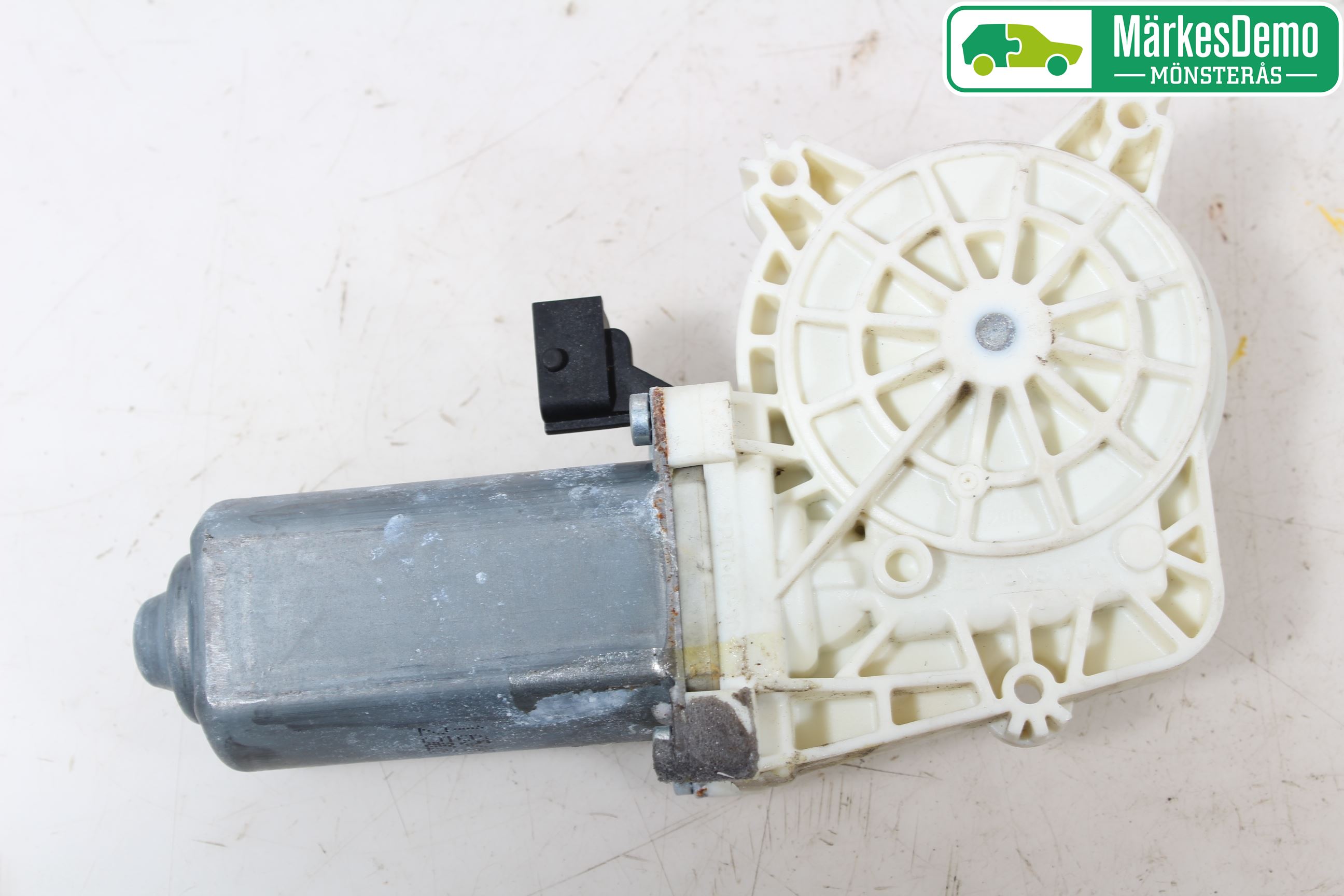 Saab 9-3 VER2/VER3 08-15 Vindusheismotor