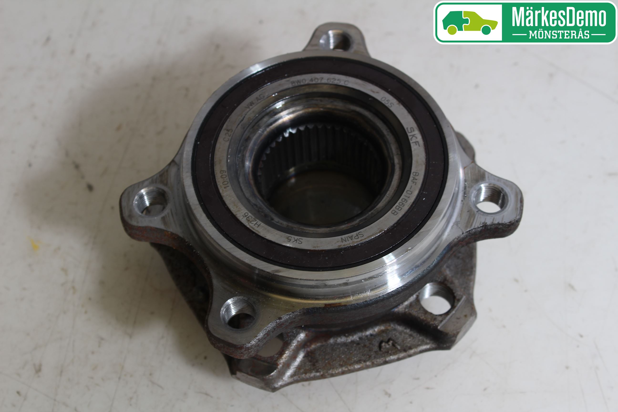 Audi A4/S4 B9 16-19 Nav Foran
