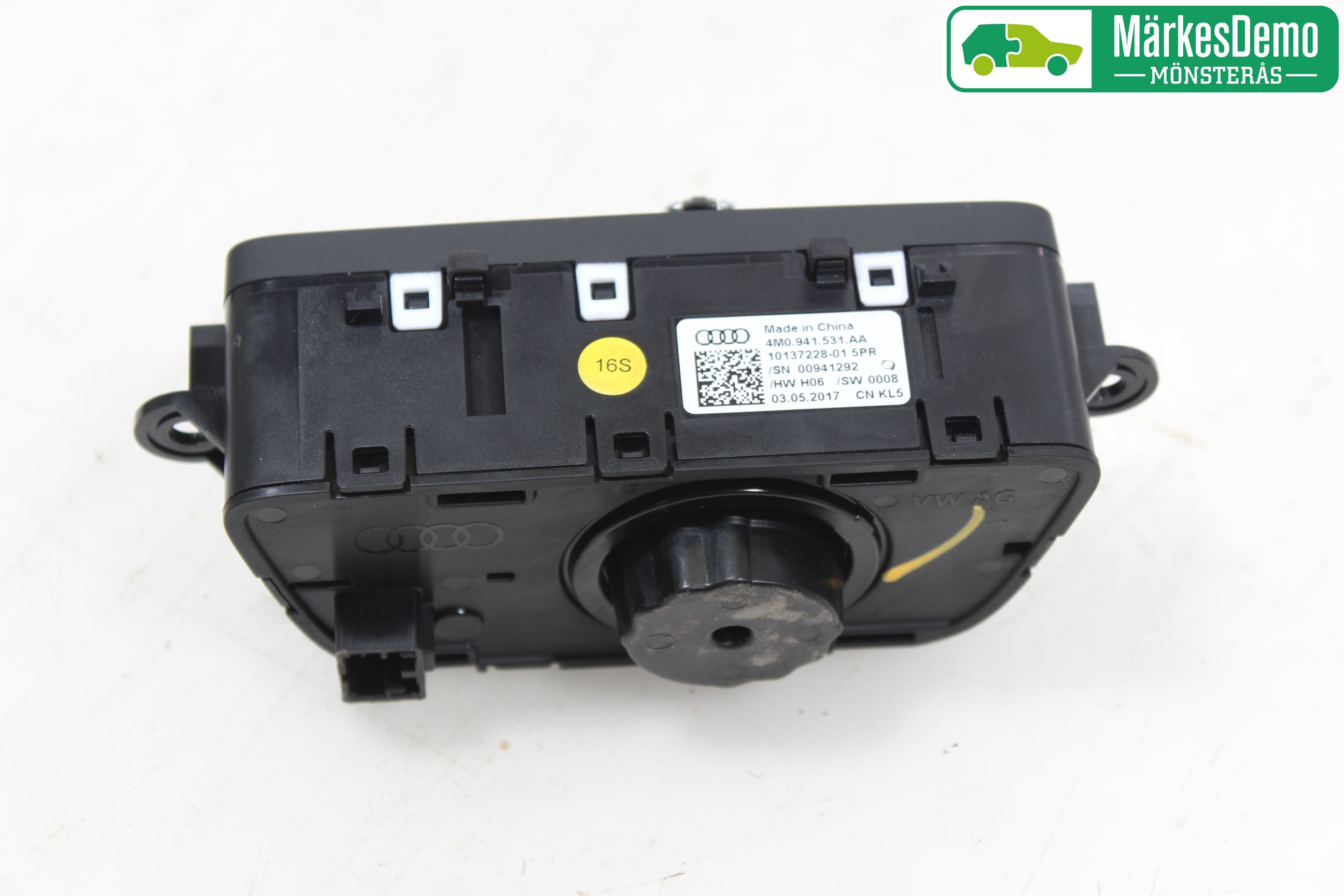 Audi A4/S4 B9 16-19 Bryter Hovedlys