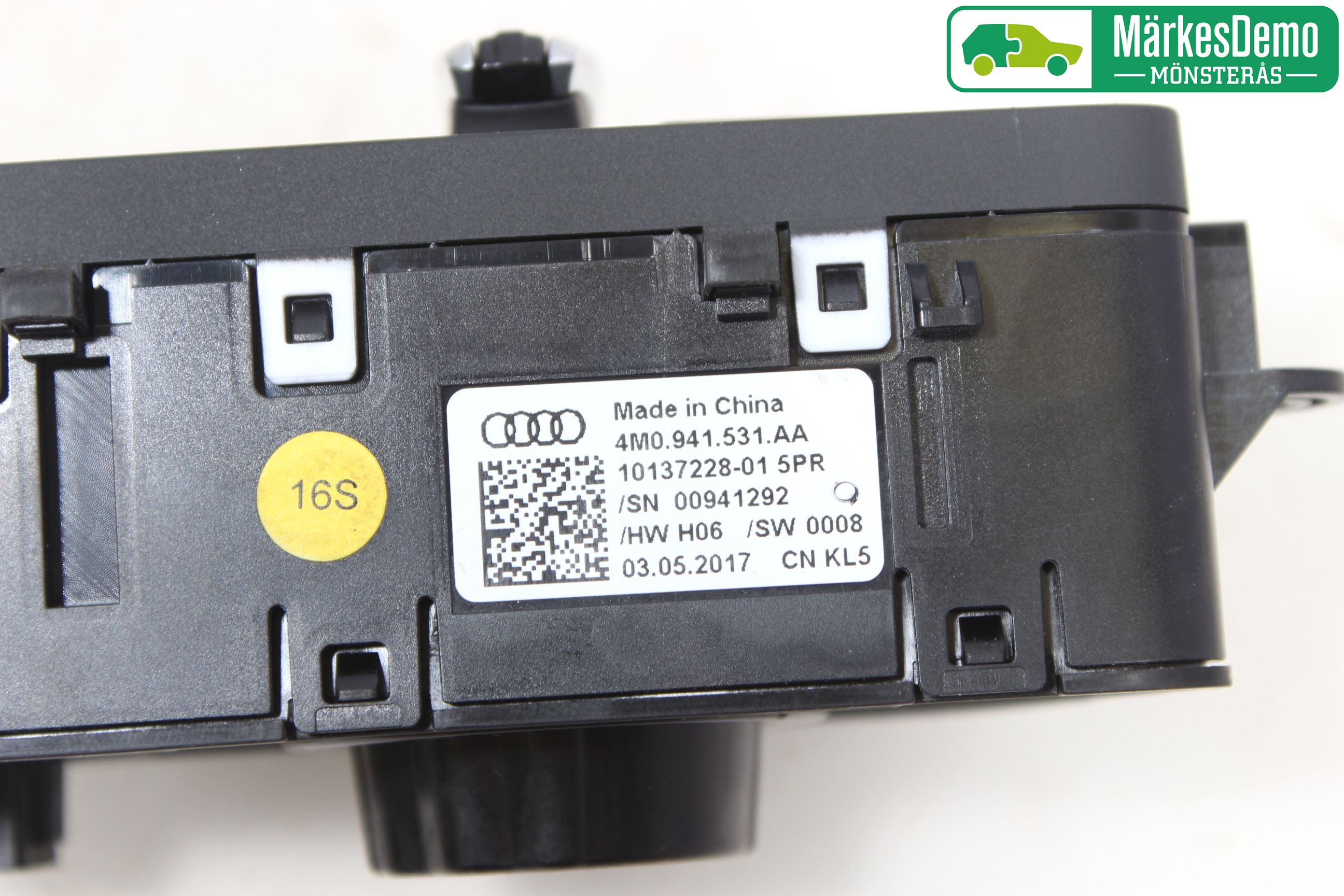Audi A4/S4 B9 16-19 Bryter Hovedlys