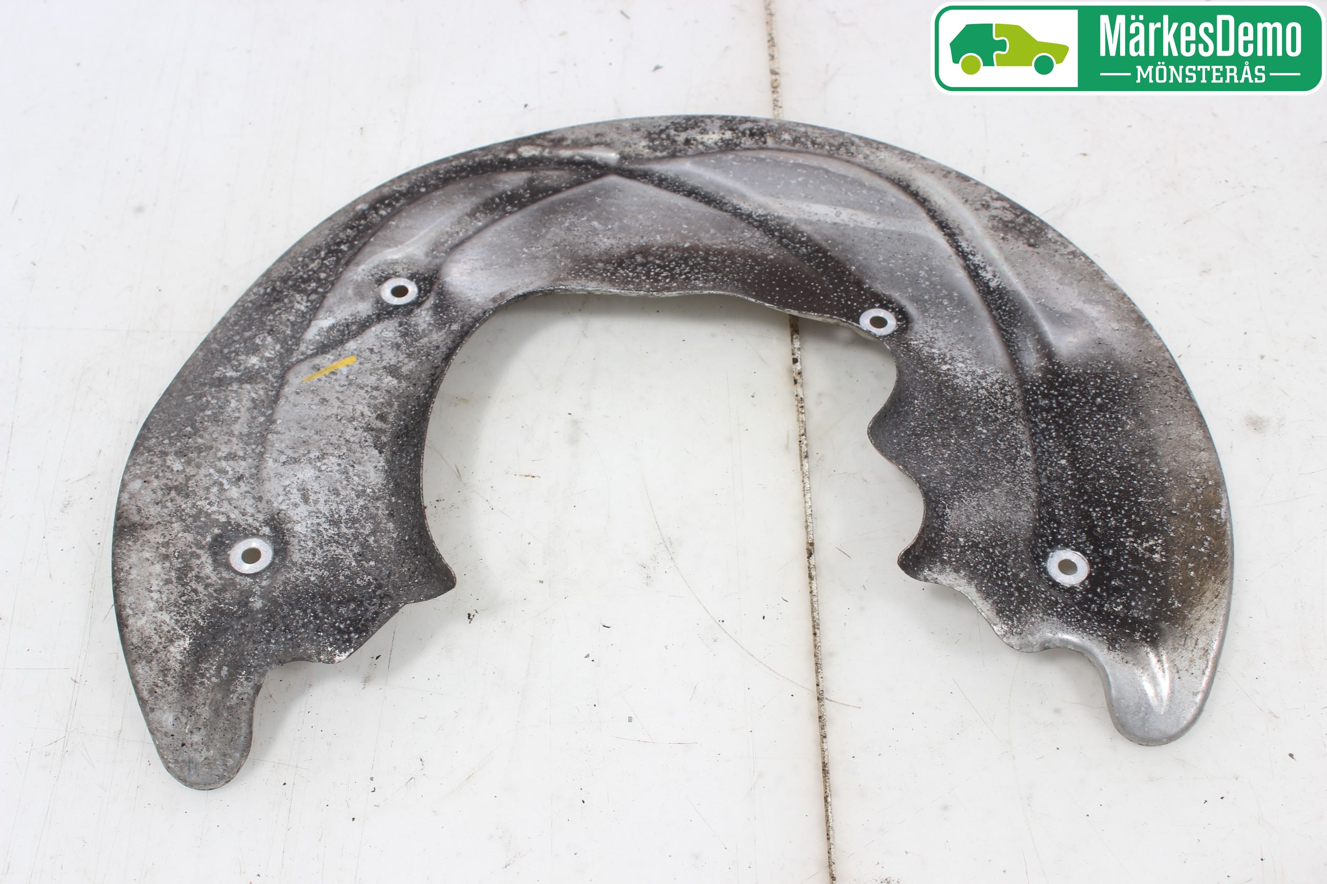 Audi A4/S4 B9 16-19 Bremseskjold Foran