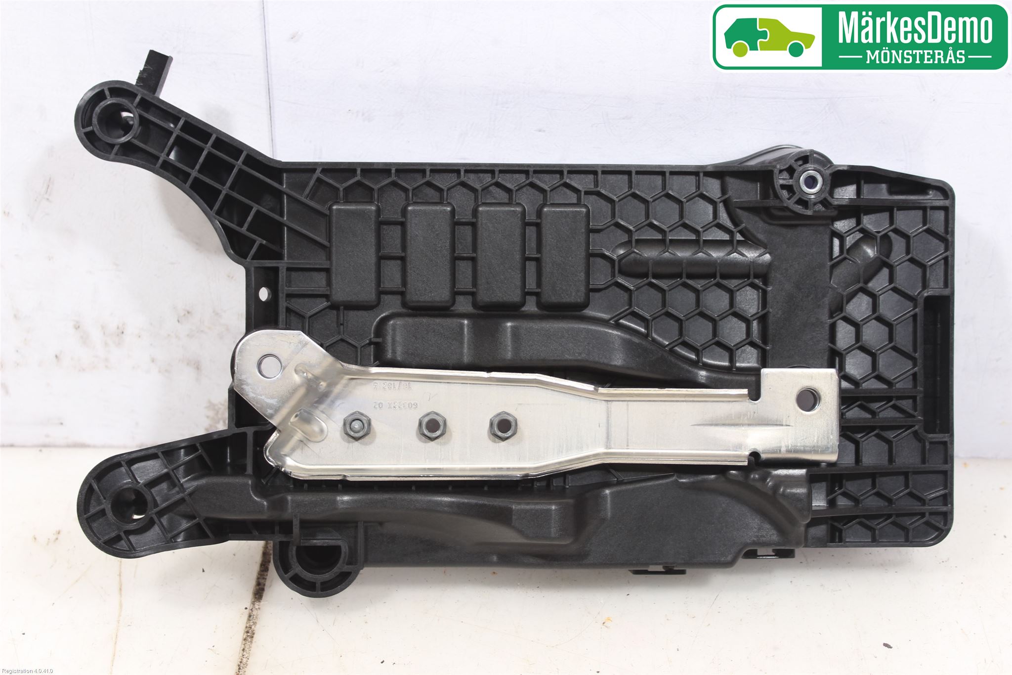 Seat IBIZA V 17-20 Batterikasse - Feste - Holder