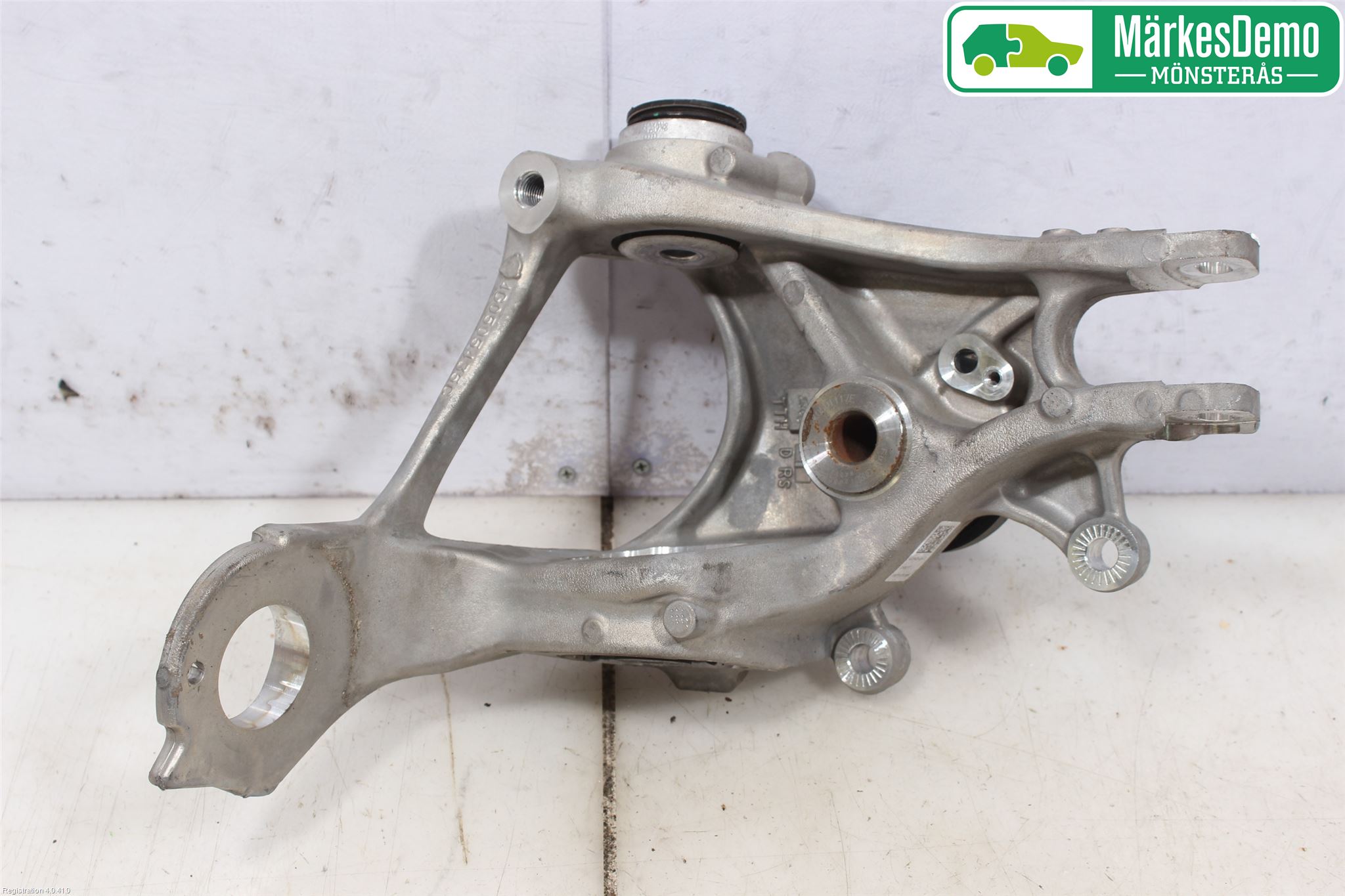 Audi A6/S6 4G 11-18 Spindel Vb