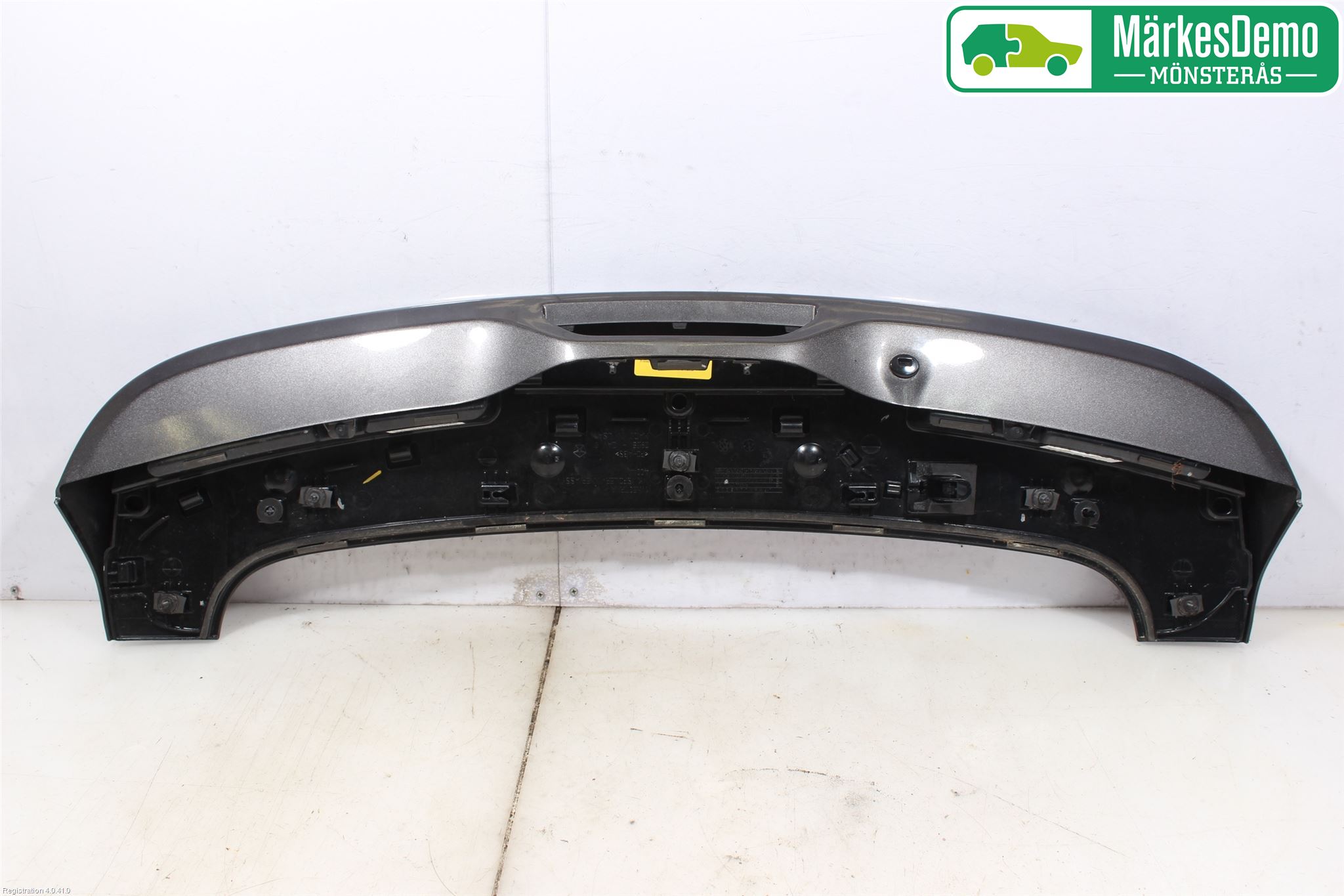 Jeep GRAND CHEROKEE 10-20 Spoiler Bakluke