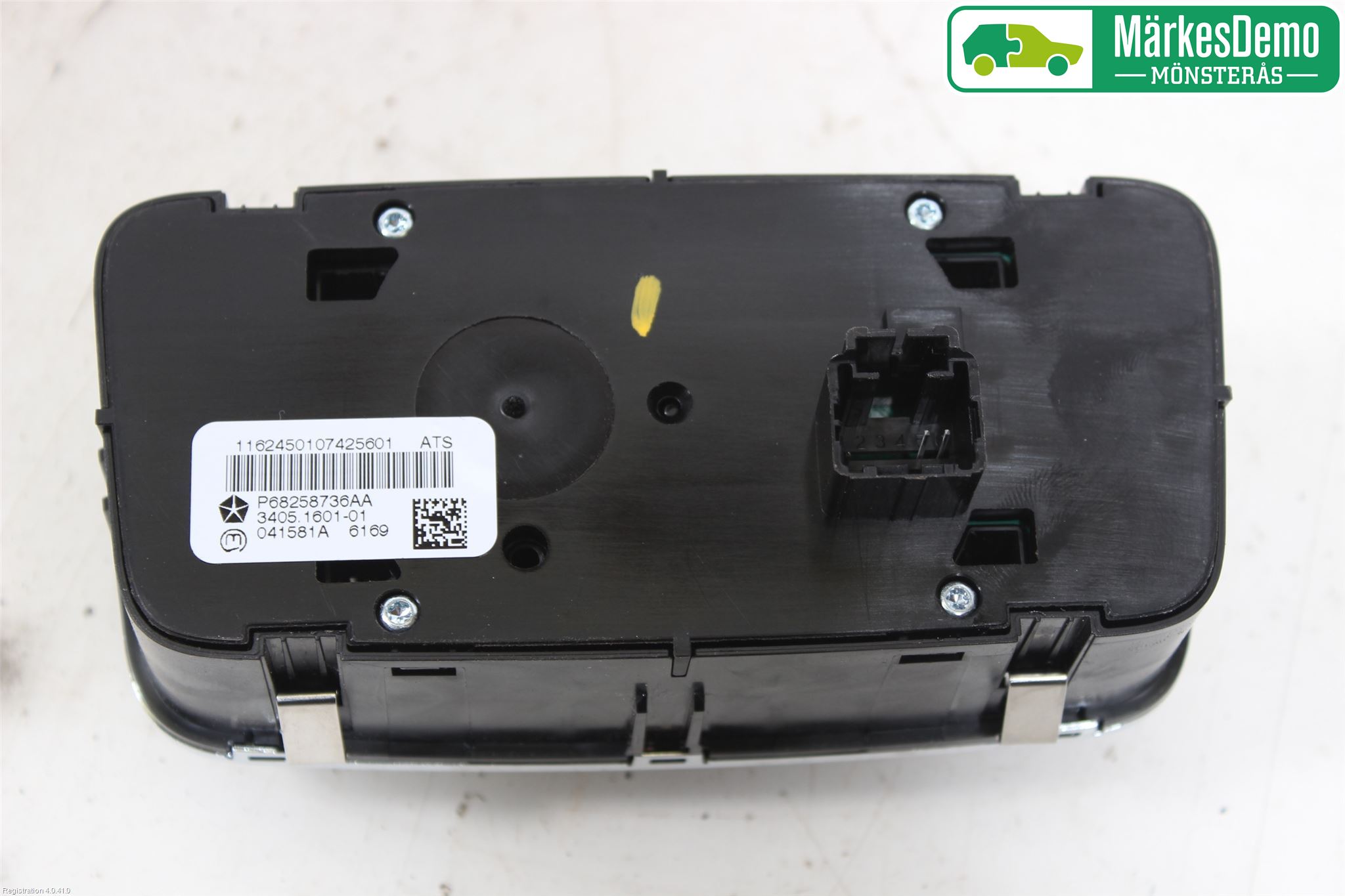 Jeep GRAND CHEROKEE 10-20 Bryter Øvrig