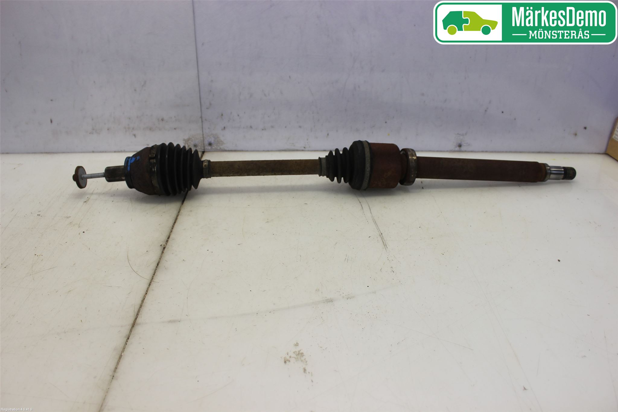 Ford MONDEO 07-15 Drivaksel Foran Kompl Høyre