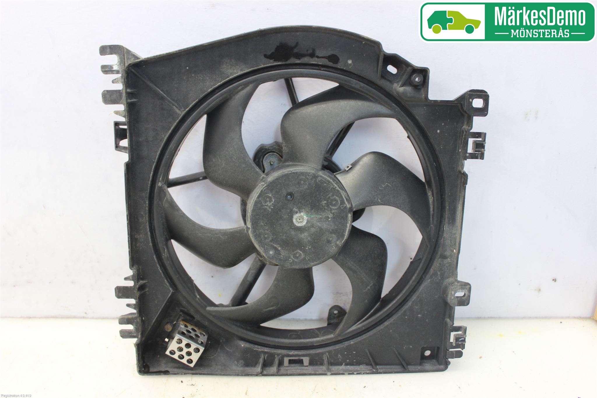 Renault CLIO III  09-12 Kjølevifte Elektrisk