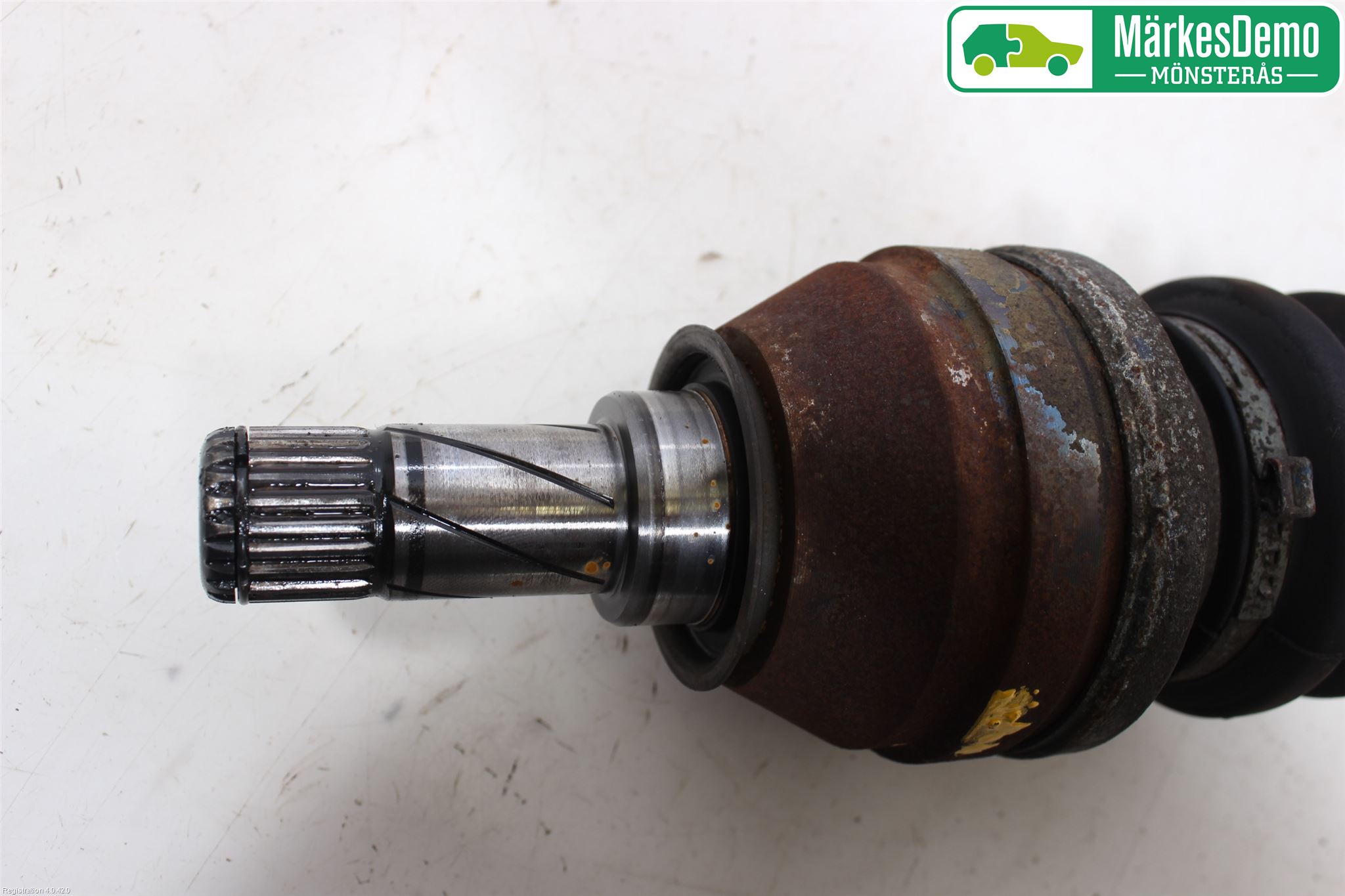Opel ASTRA H 04-12 Drivaksel Foran Kompl Venstre