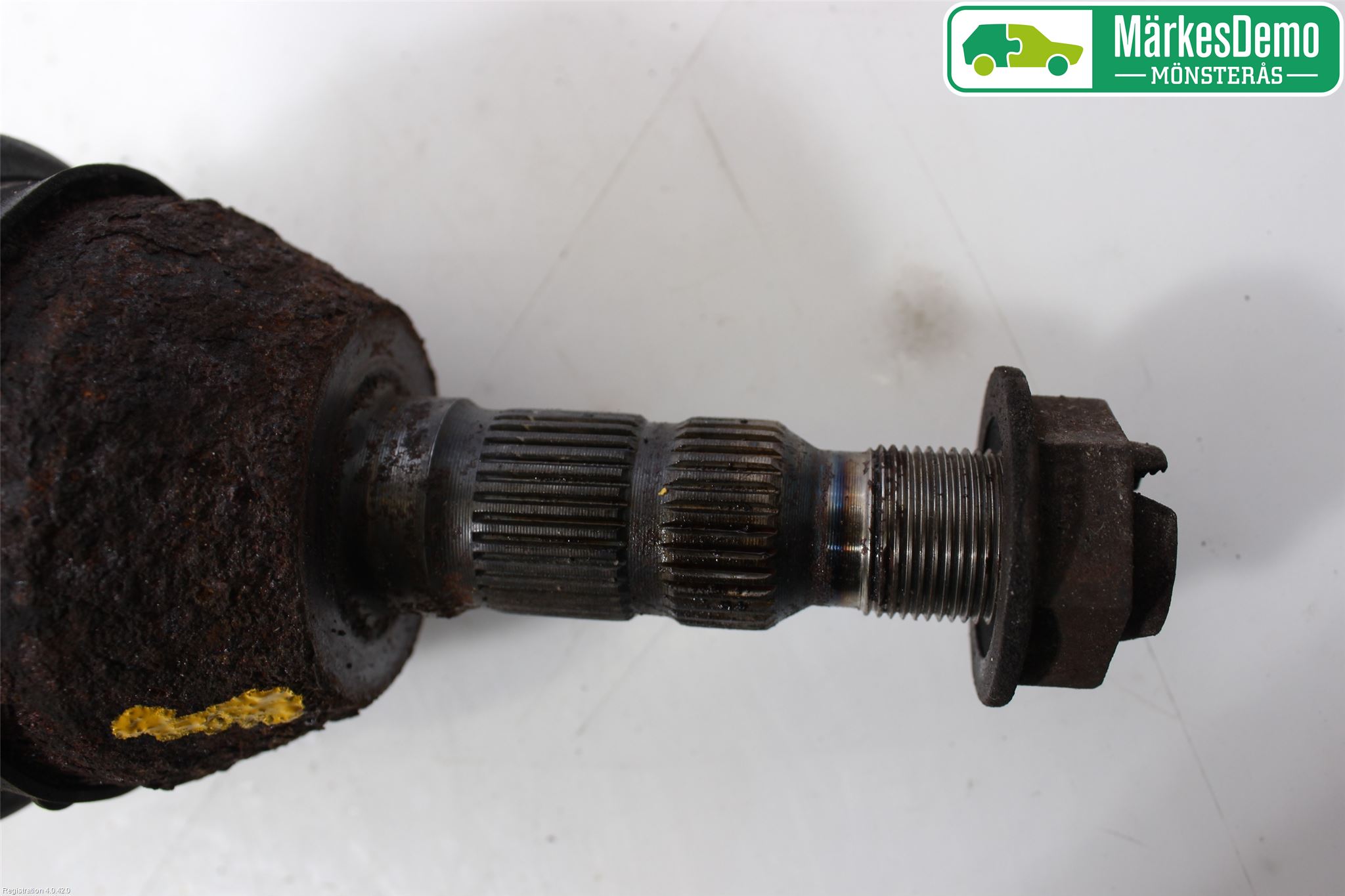 Opel ASTRA H 04-12 Drivaksel Foran Kompl Venstre