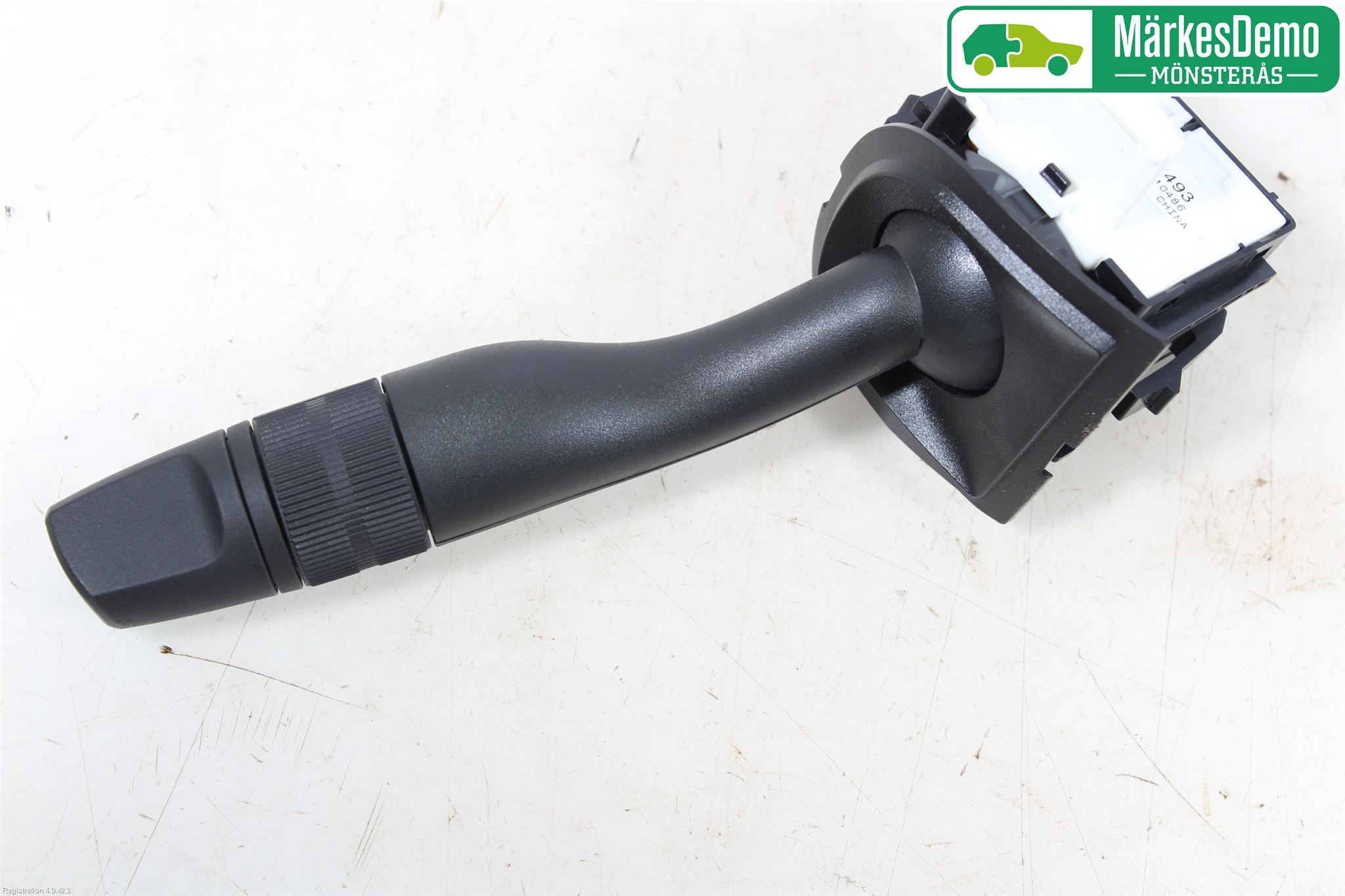 Opel ASTRA K 16-22 Bryter Ratt Visker - Spyler