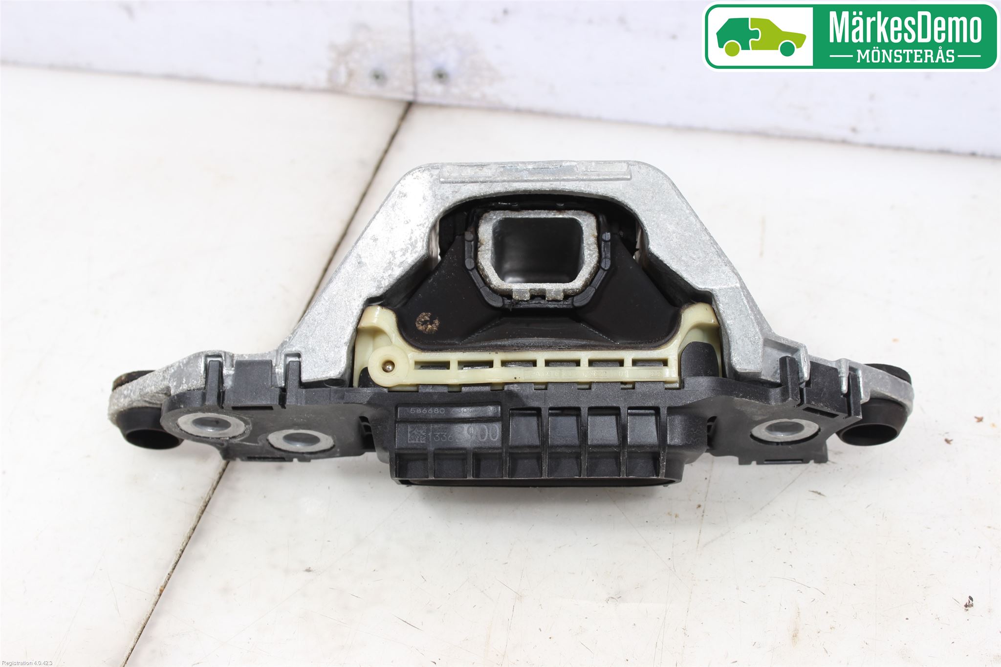 Opel ASTRA K 16-22 Motor Feste Gummi