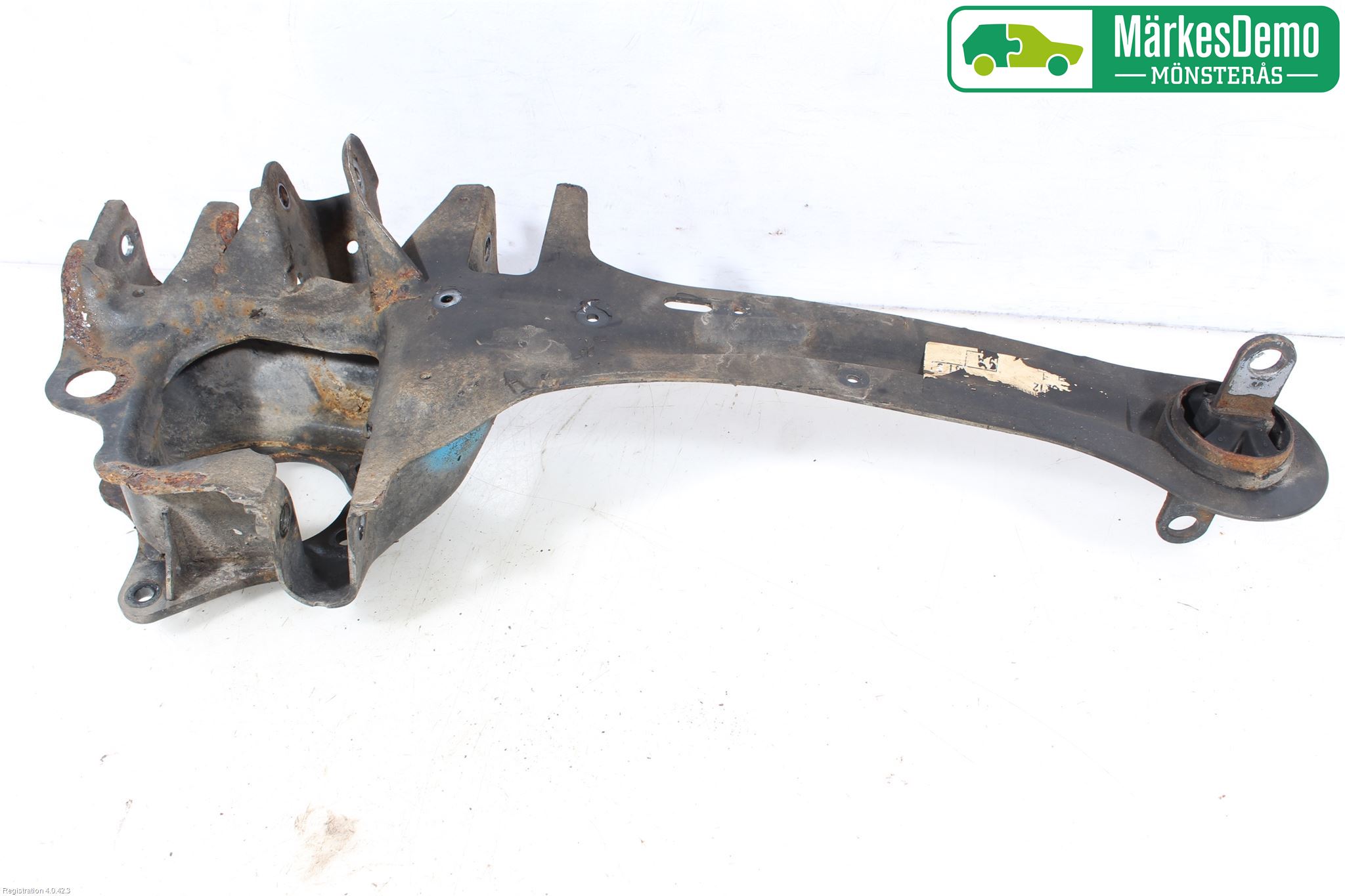 Ford FOCUS 11-14 Spindel Hb