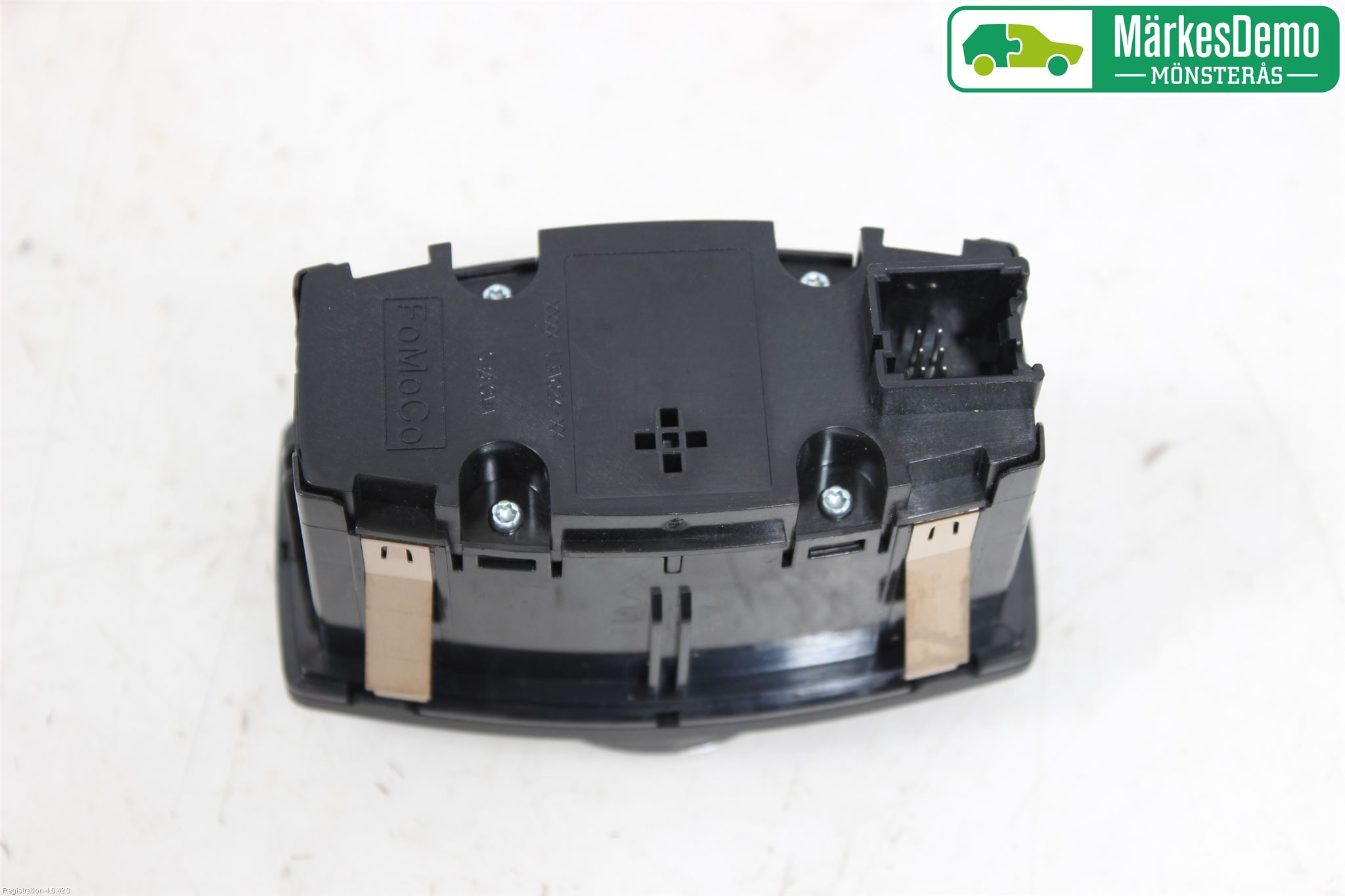 Ford FOCUS 11-14 Bryter Hovedlys
