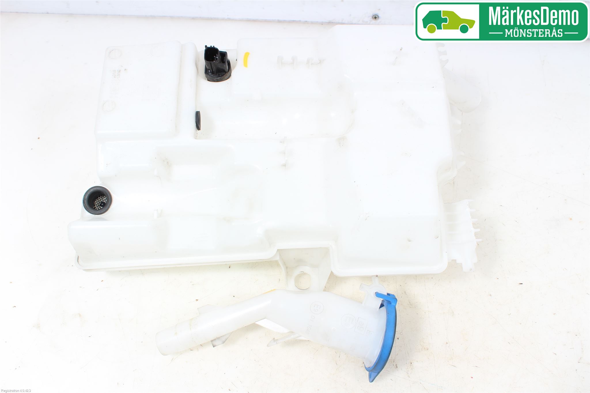 Ford FOCUS 15-18 Spylerbeholder Frontrute-Lykte