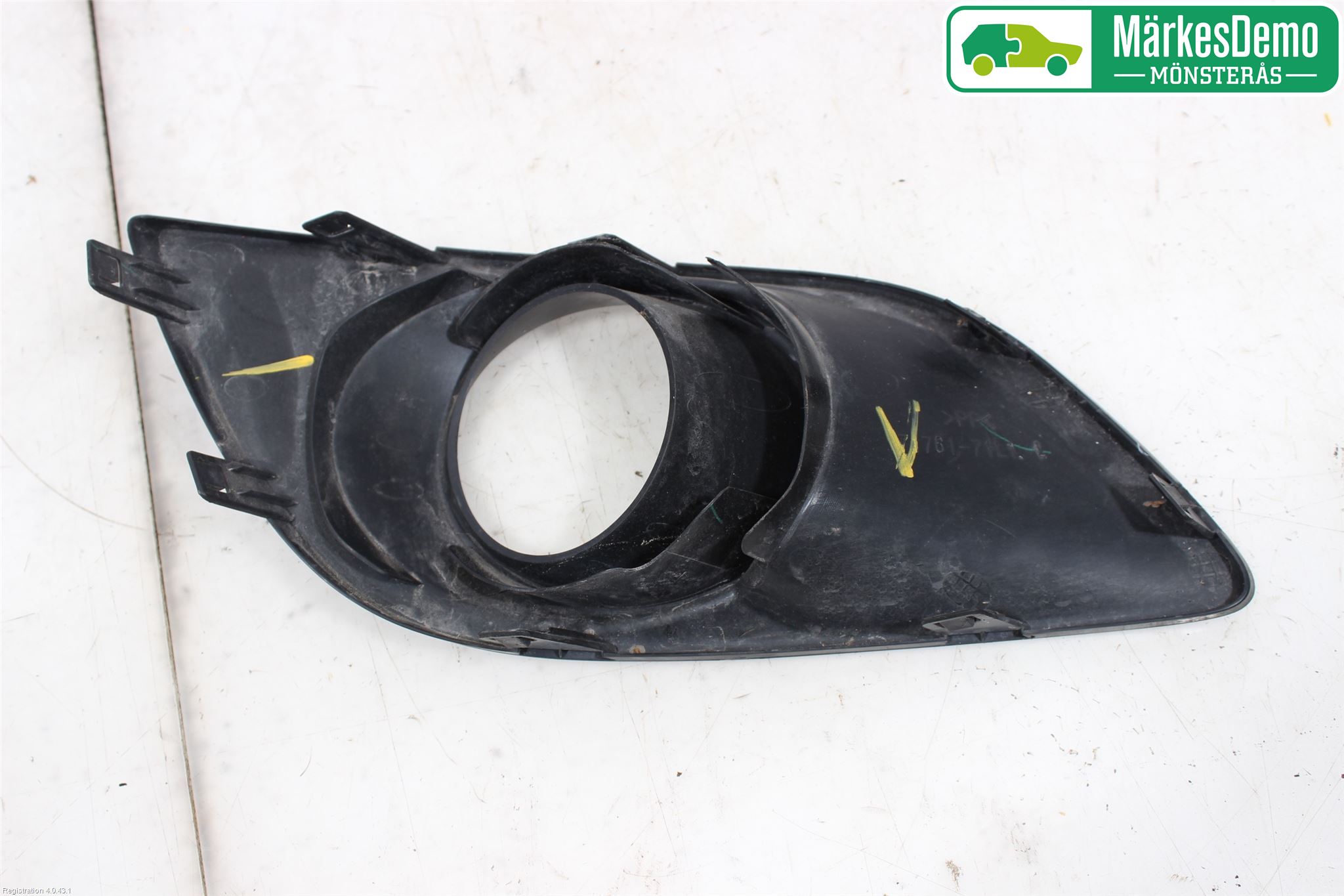 Suzuki SWIFT 11-16 Frontlykt Kurve-Tåkelys Ramme