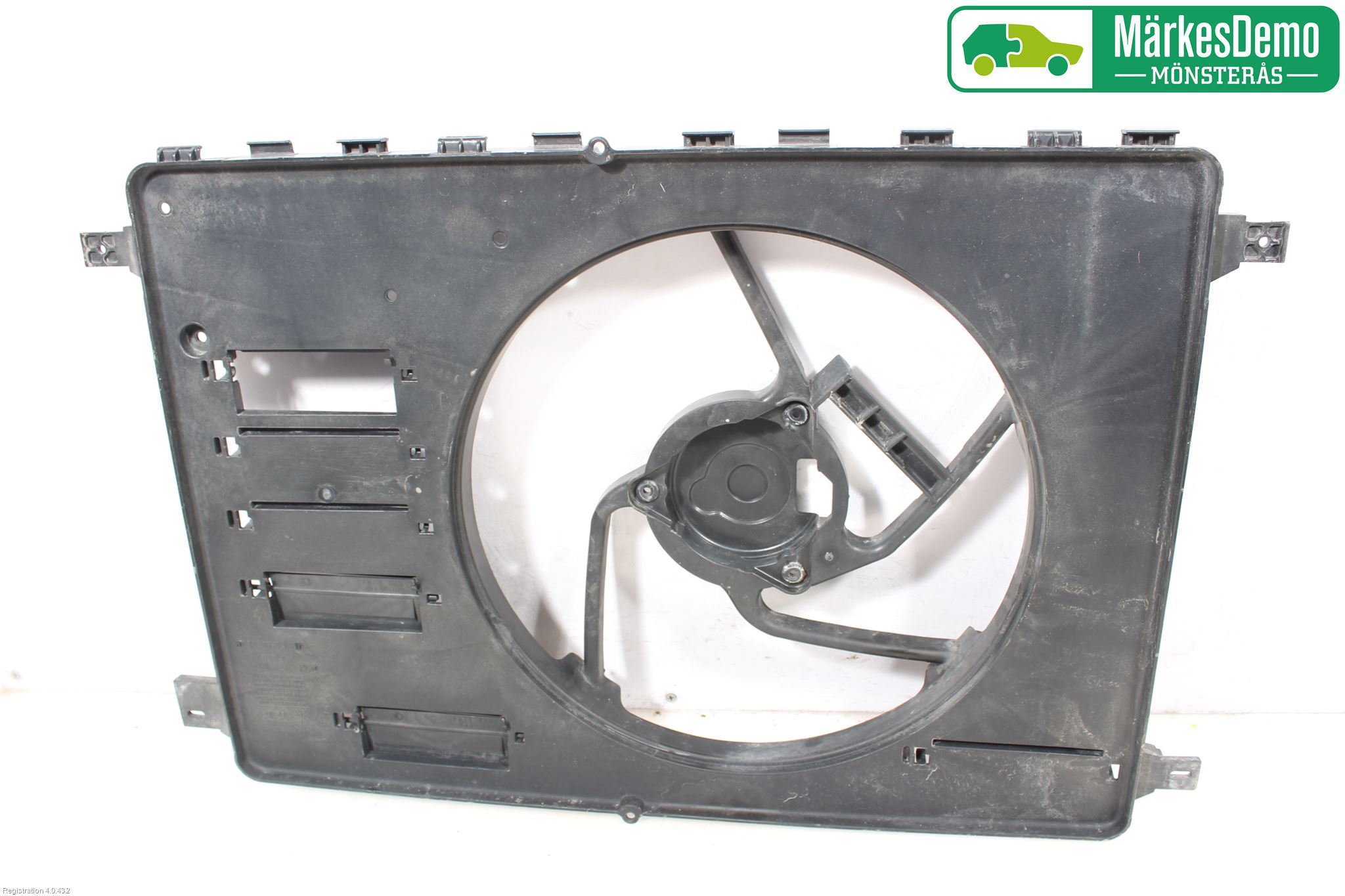 Volvo V70 08-13 Kjølevifte-Radiator Hus-Kåpe