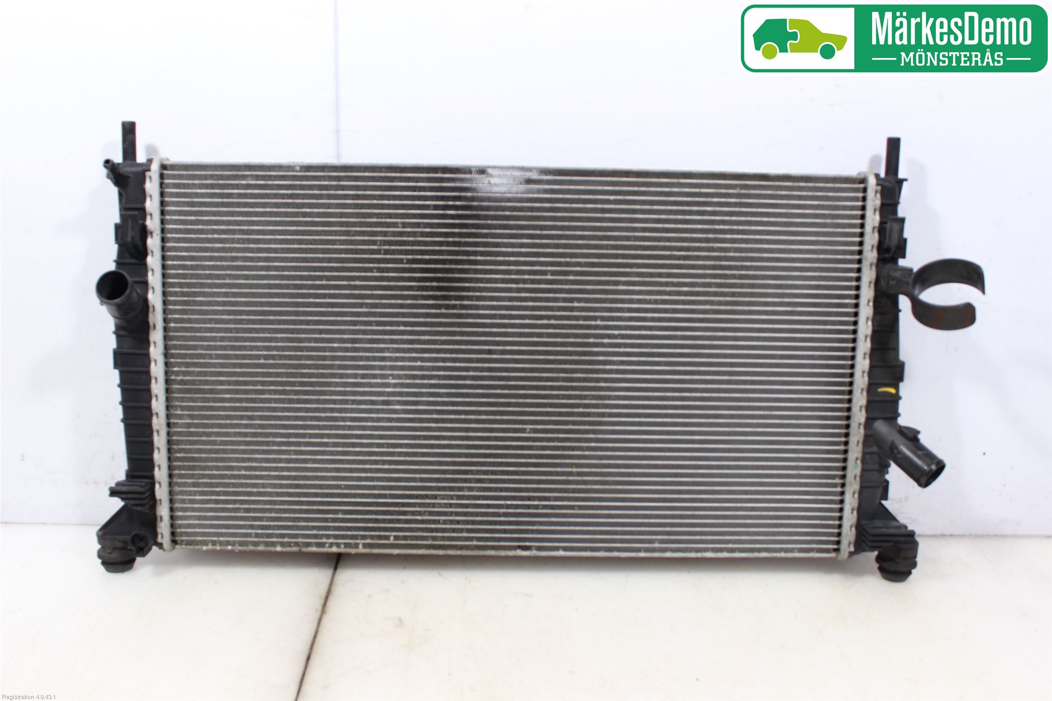 Volvo V50 08-12 Radiator Manuell