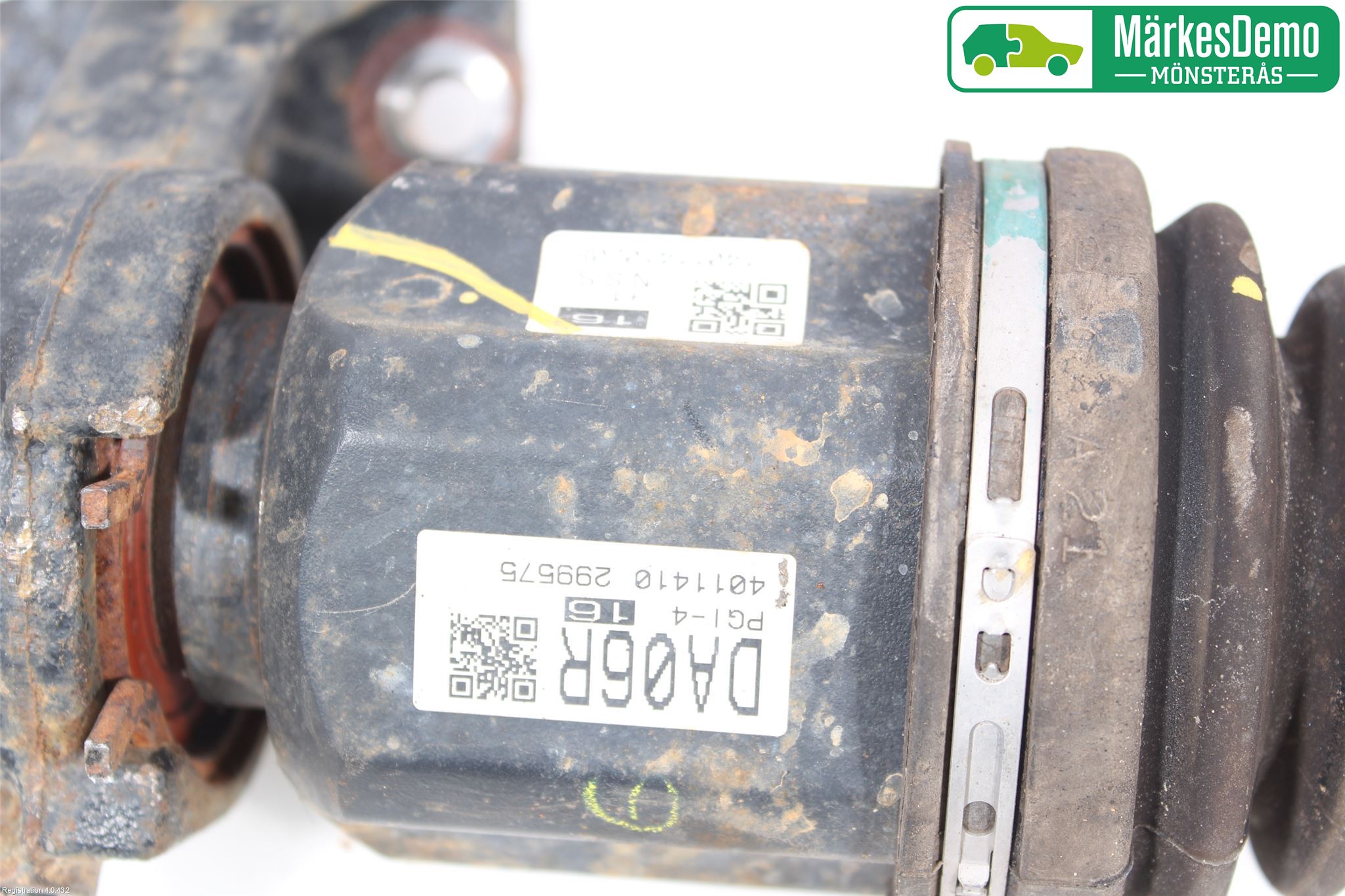Toyota RAV4 13-18 Drivaksel Foran Kompl Høyre