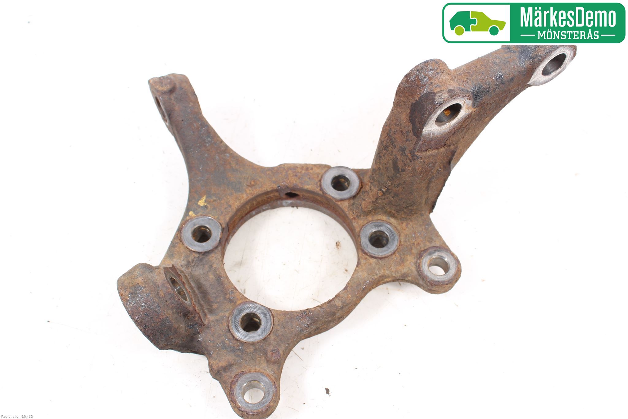 Toyota RAV4 13-18 Spindel Vf