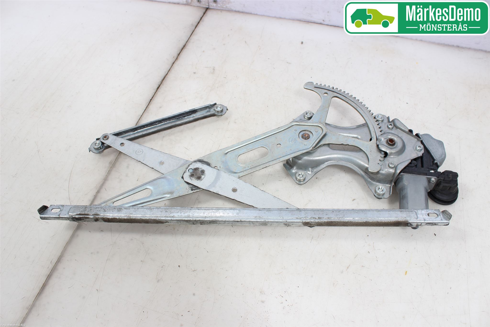 Toyota RAV4 13-18 Vindusheis El Komp