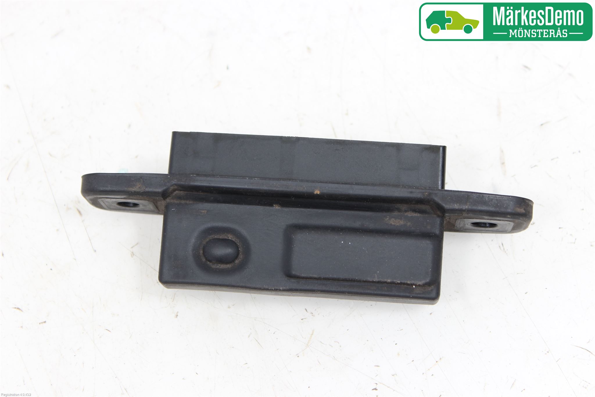 Toyota RAV4 13-18 Bakluke Handtak Ytre