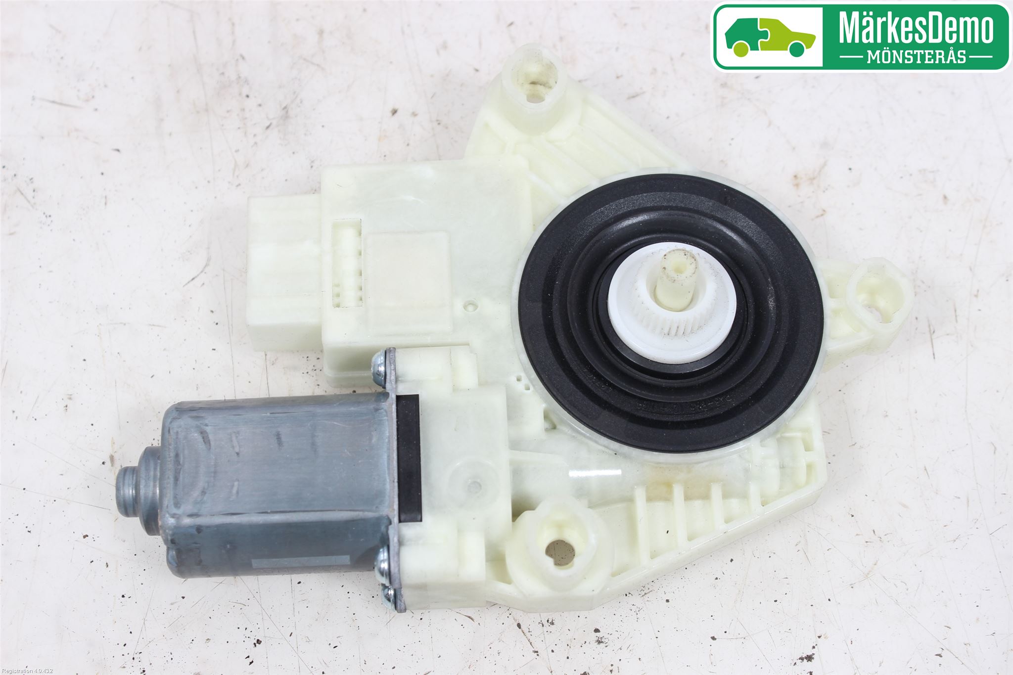 Skoda RAPID Vindusheismotor