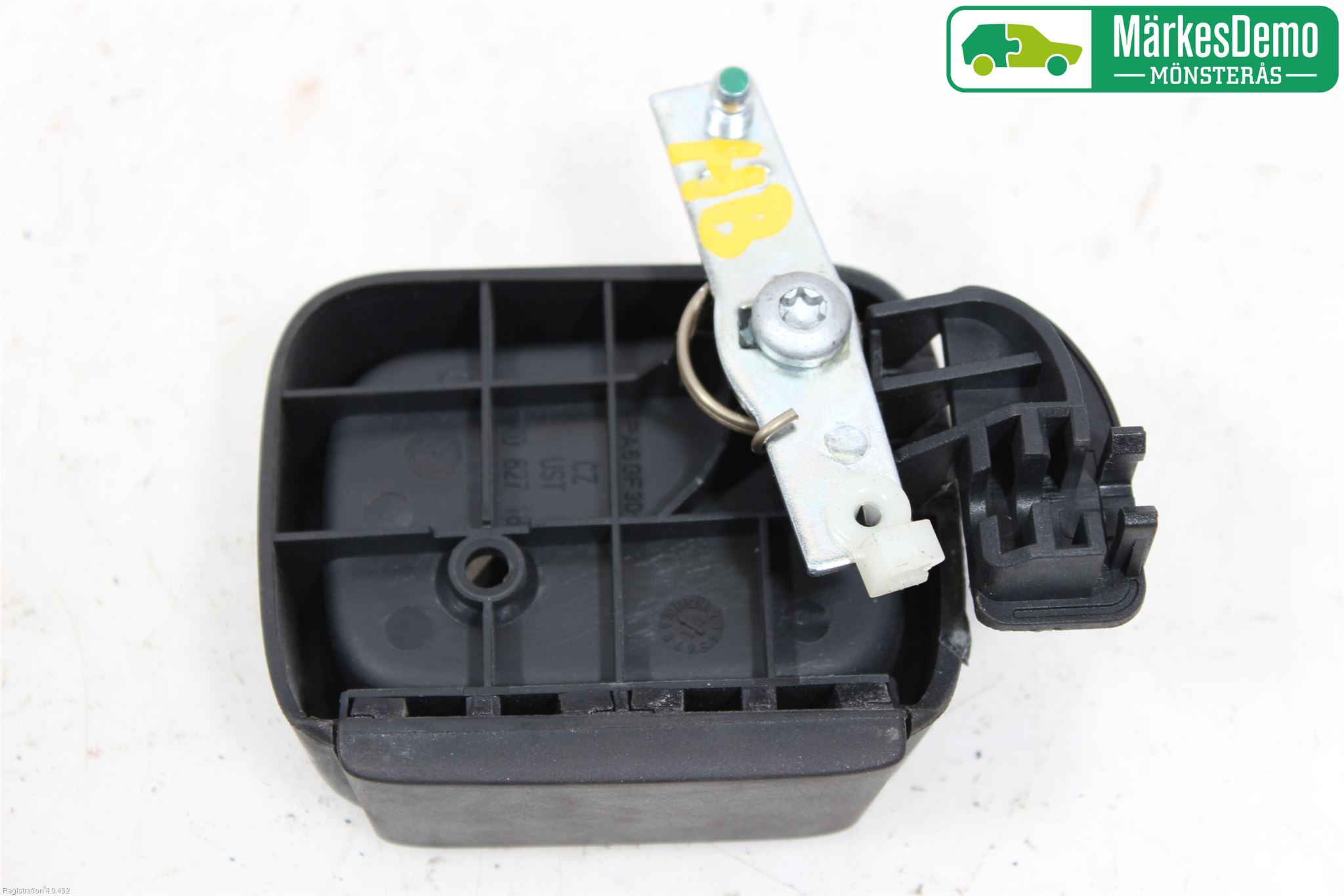 Volkswagen VW CADDY 11-15 Bakluke Handtak Indre