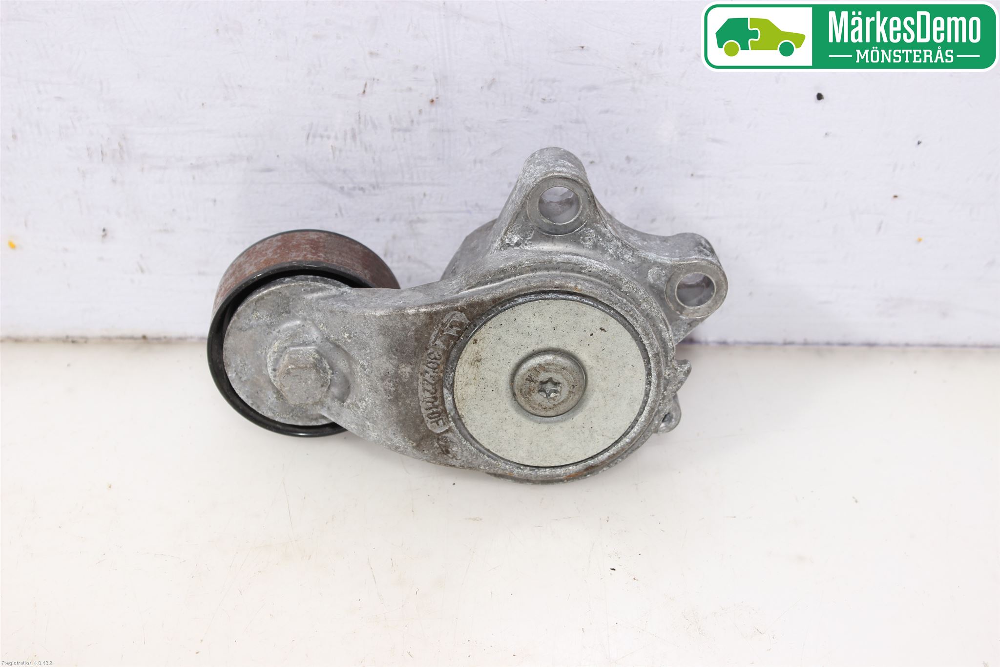 Jeep GRAND CHEROKEE 10-20 Vifte-Multireim Strammer