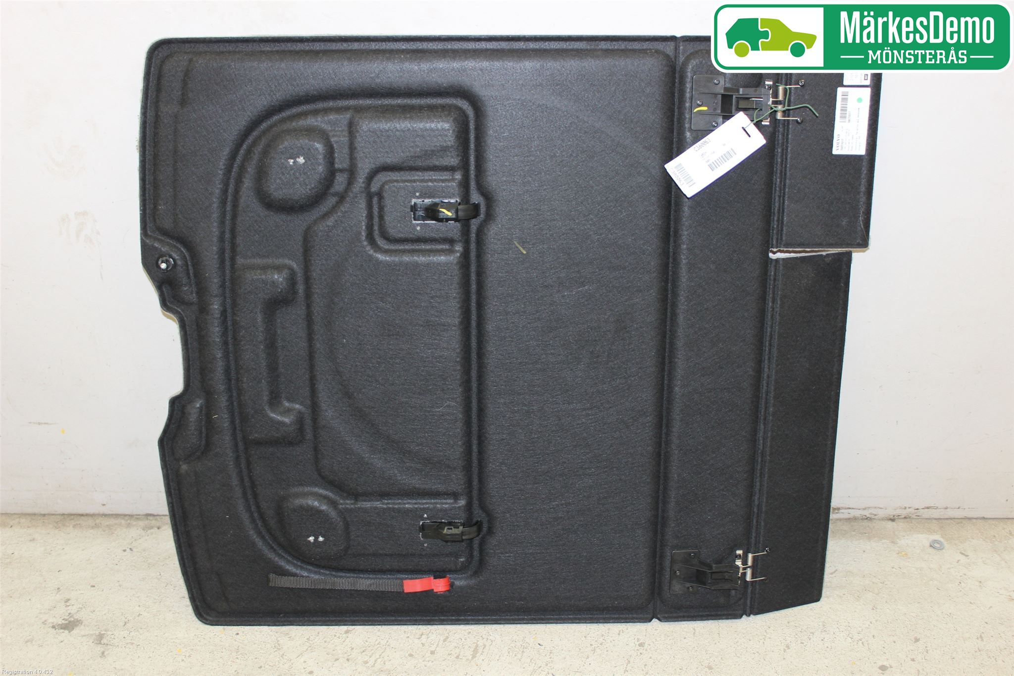 Volvo V50 08-12 Innr Bagasjeromkledsel