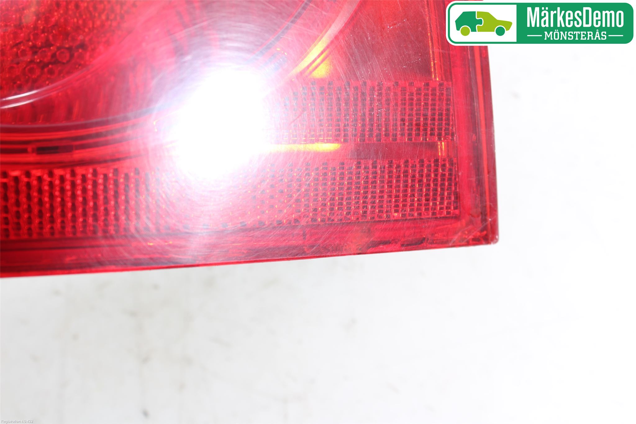 Volkswagen VW GOLF V 04-09 Baklykt Venstre