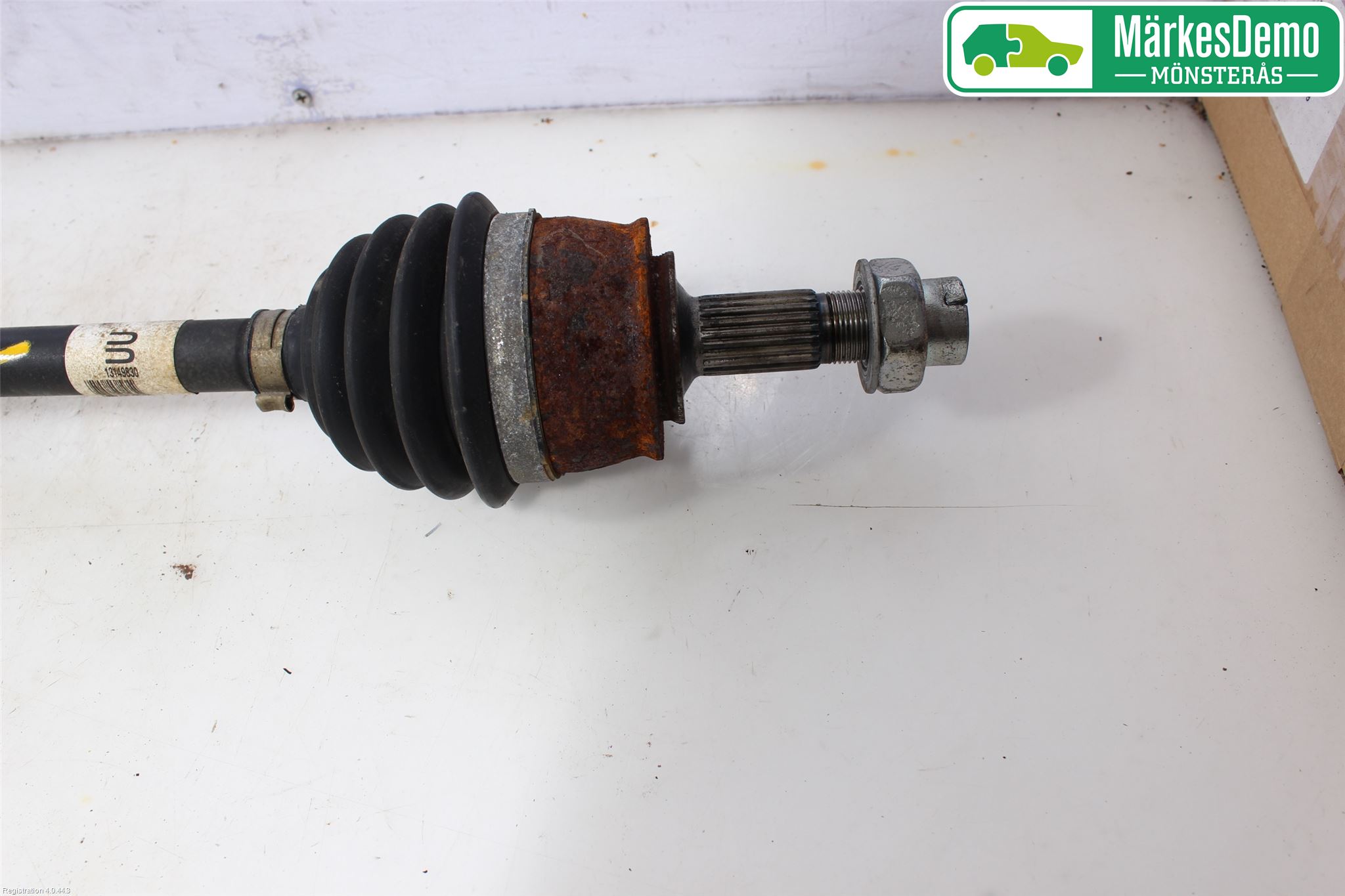 Opel CORSA E 15-19 Drivaksel Foran Kompl Venstre