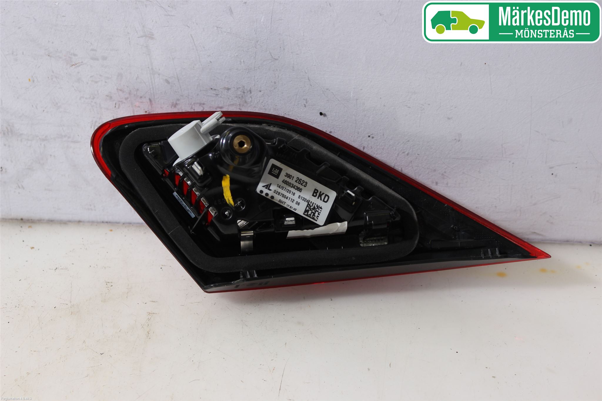 Opel CORSA E 15-19 Baklykt Venstre  På Luke(Indre