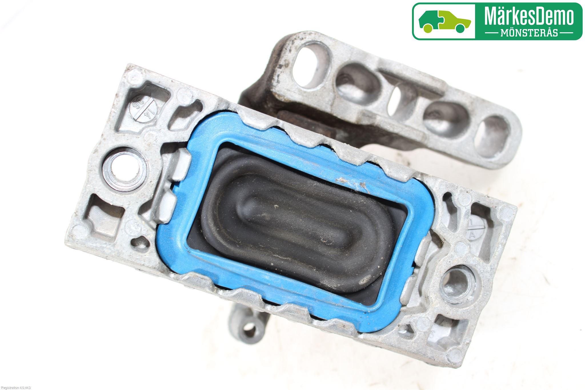 Volkswagen VW PASSAT 11-14 Motor Feste Gummi