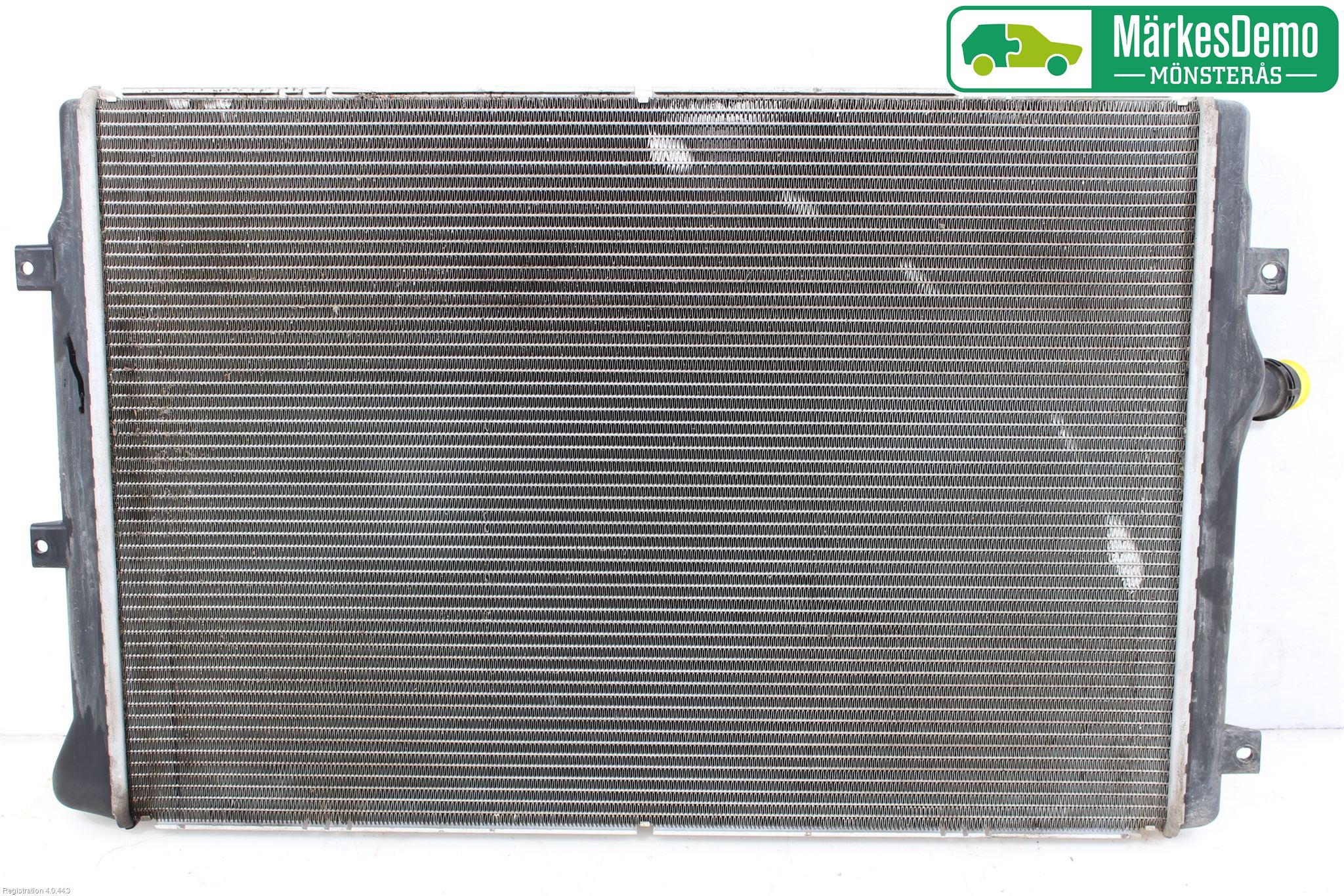 Volkswagen VW PASSAT 05-11 Radiator Automat