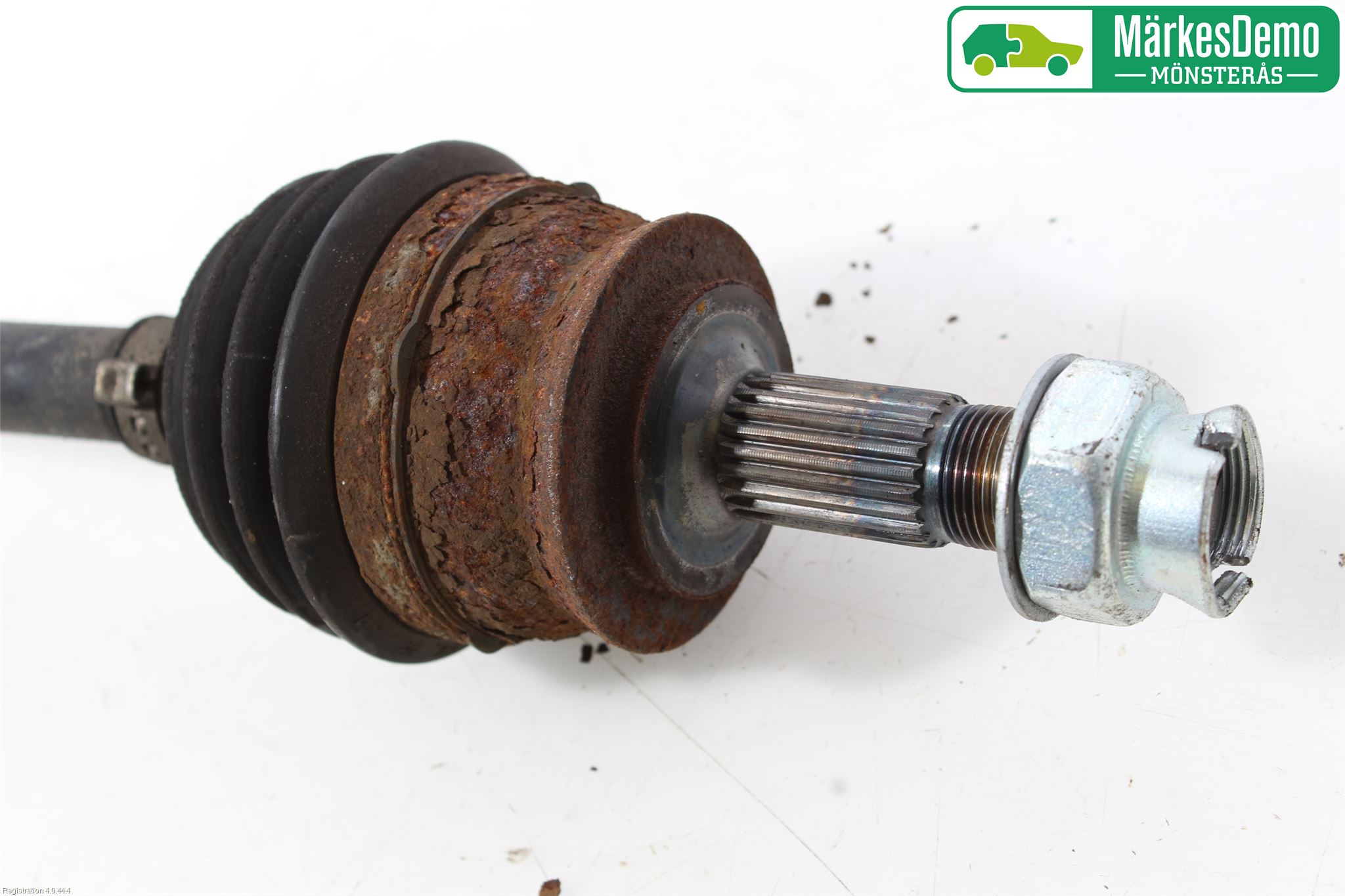 Opel CORSA D 07-14 Drivaksel Foran Kompl Venstre