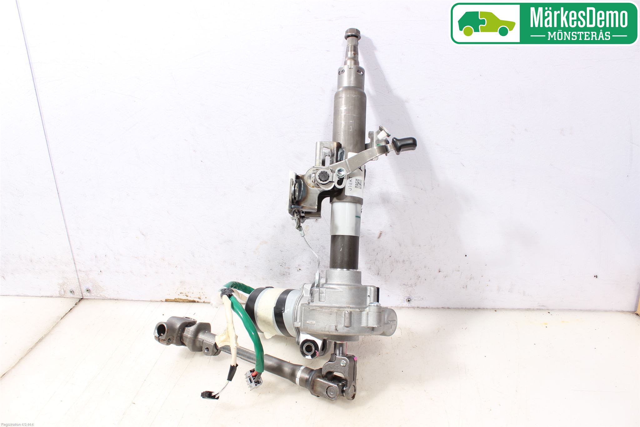 Toyota YARIS XP130 12-14 Rattakselaggregat Innebygd Servo