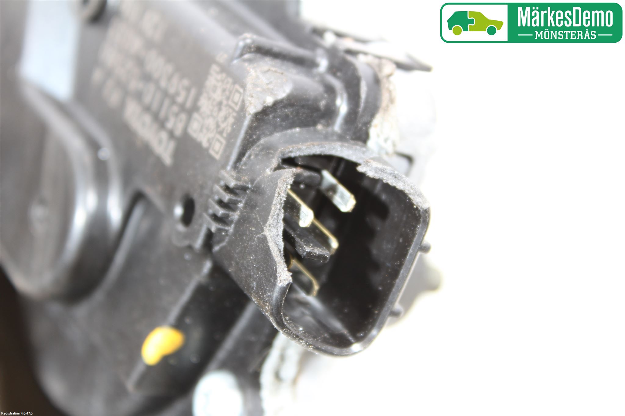 Toyota VERSO-S 11-16 Viskermotor Frontrute
