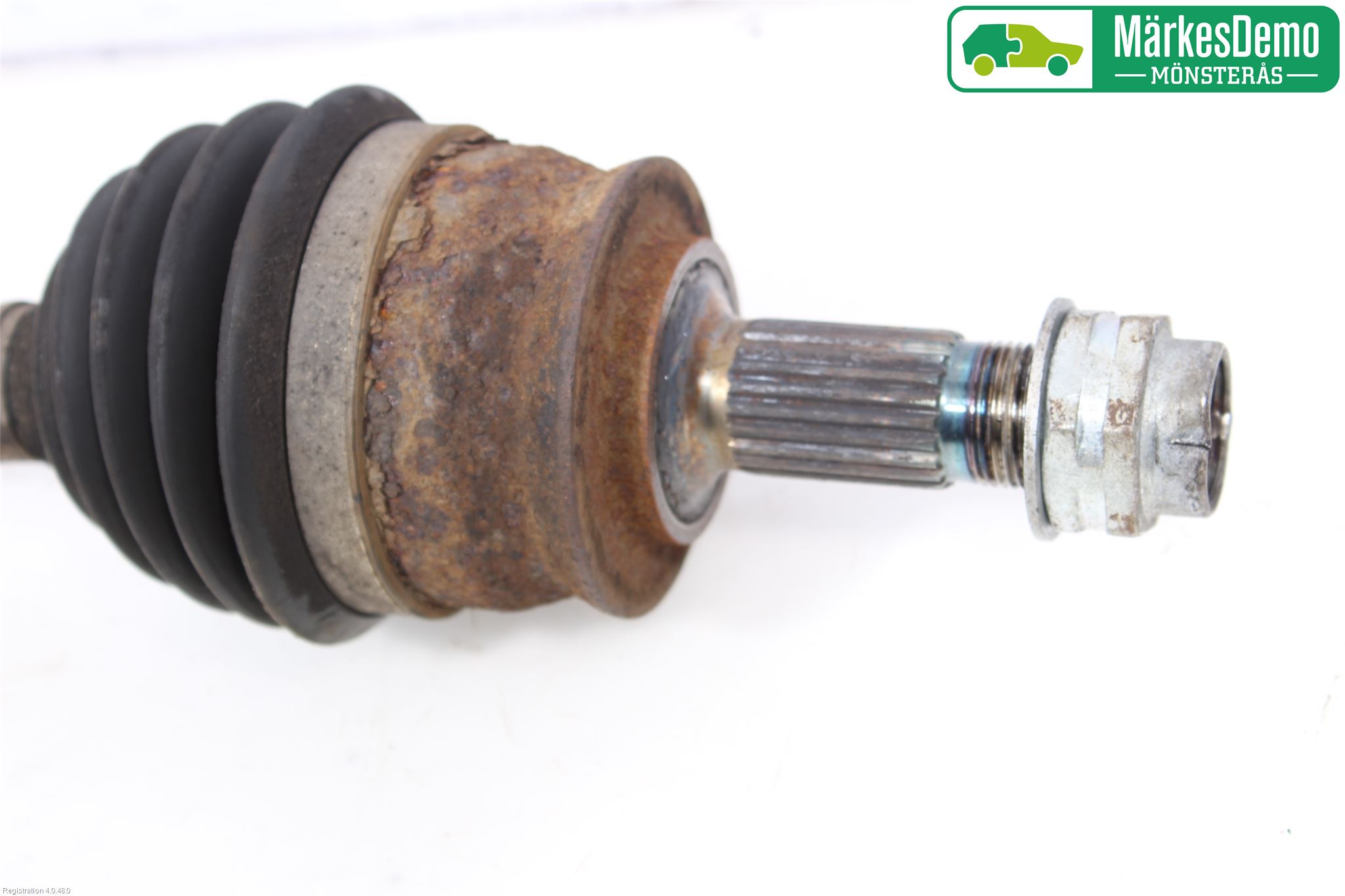 Ford KA 09-16 Drivaksel Foran Kompl Venstre