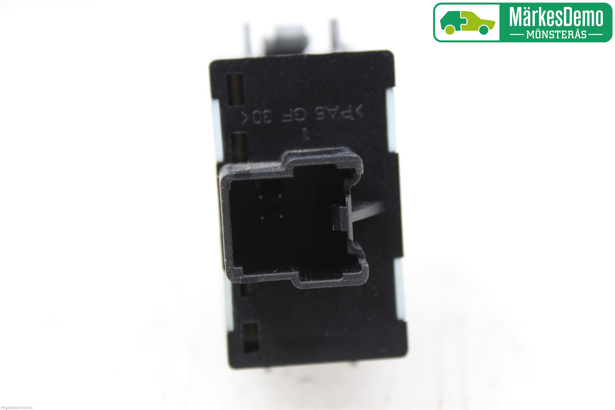Ford FOCUS     04-07 Bryter Varmesete