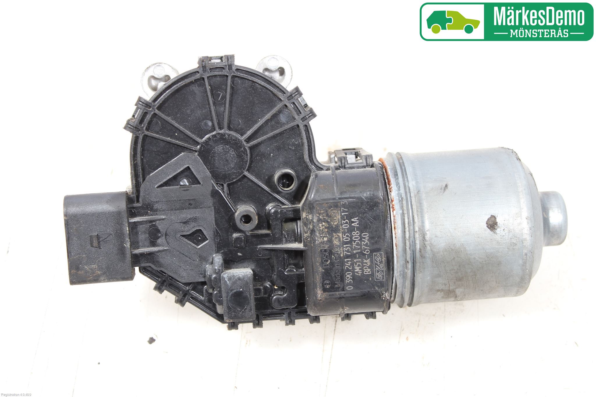 Ford FOCUS     04-07 Viskermotor Frontrute