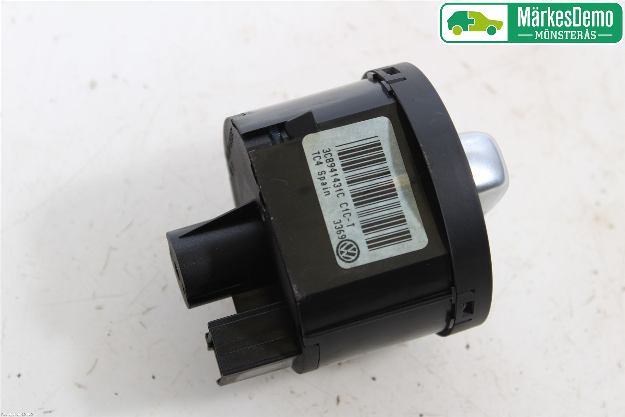 Volkswagen VW GOLF VI 09-13 Bryter Hovedlys