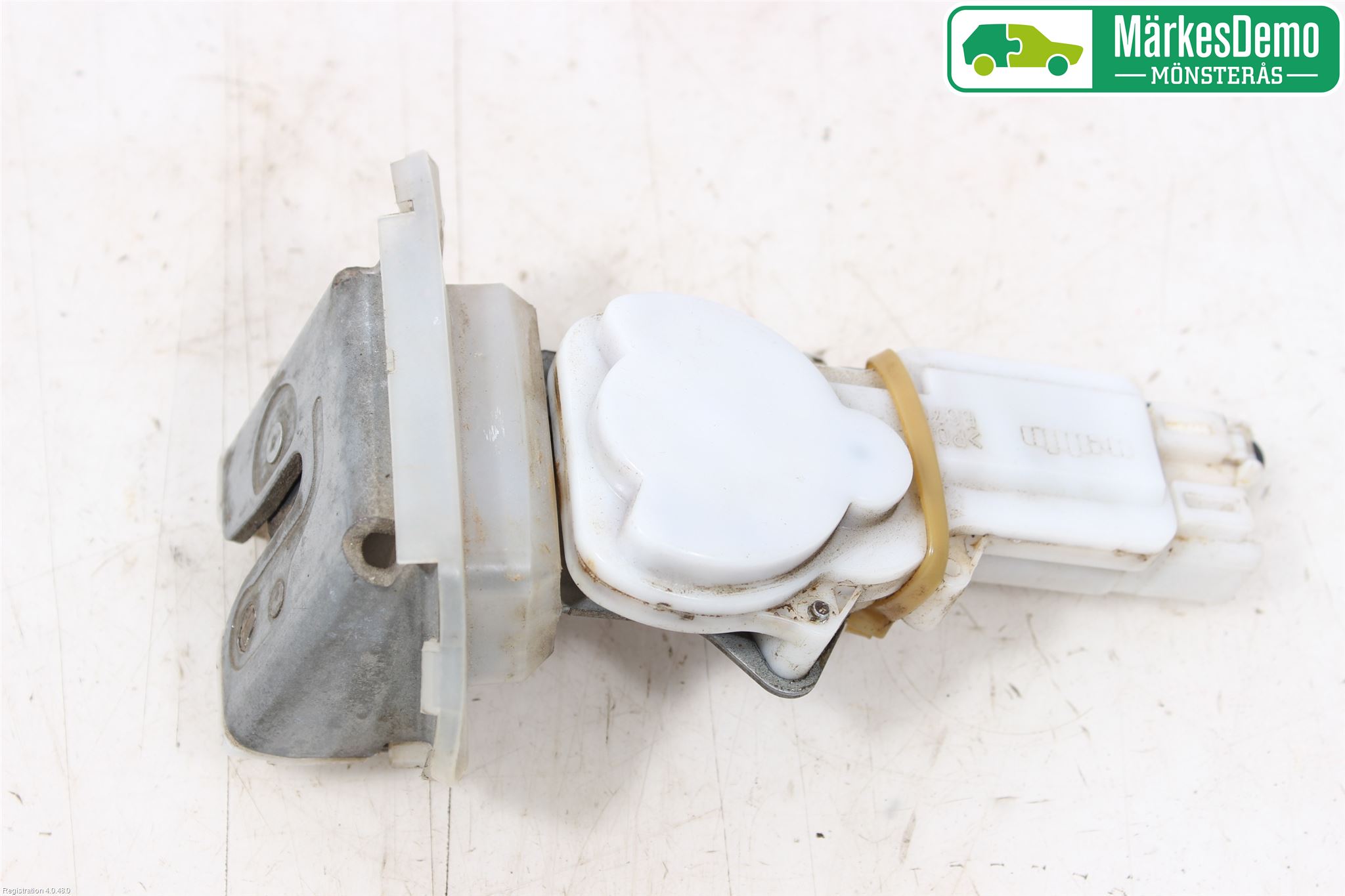 Opel AGILA B 08-15 Bakluke-Lokk Låsekasse