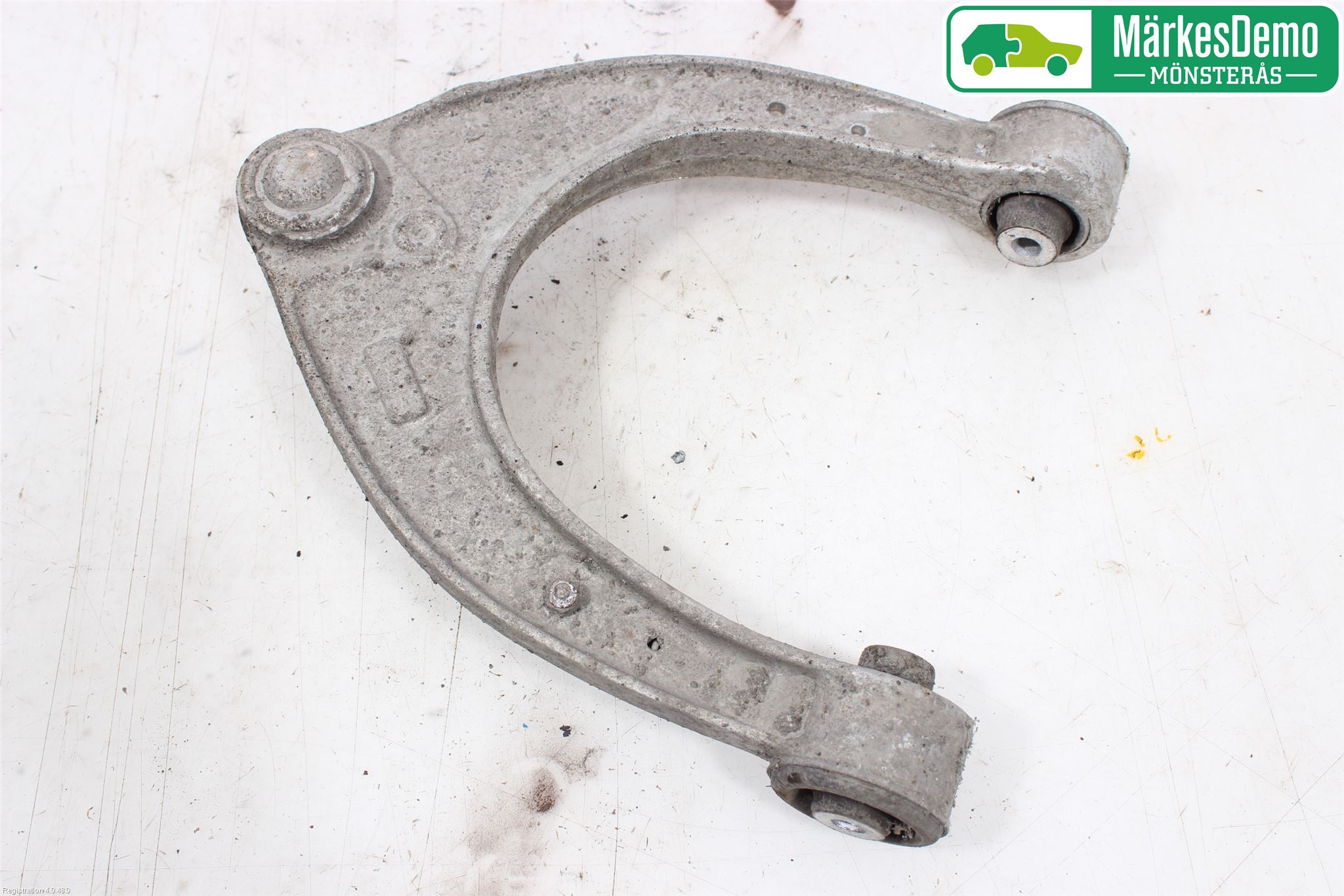 BMW 5 F10/F11/F18 09-17 Bærearm Foran Venstre Øvre