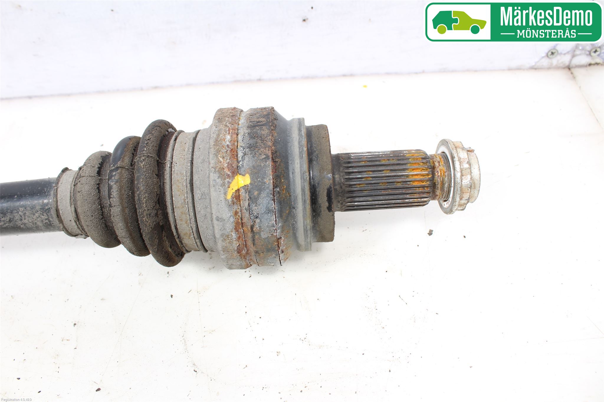 BMW 5 F10/F11/F18 09-17 Drivaksel Bak Kompl Venstre