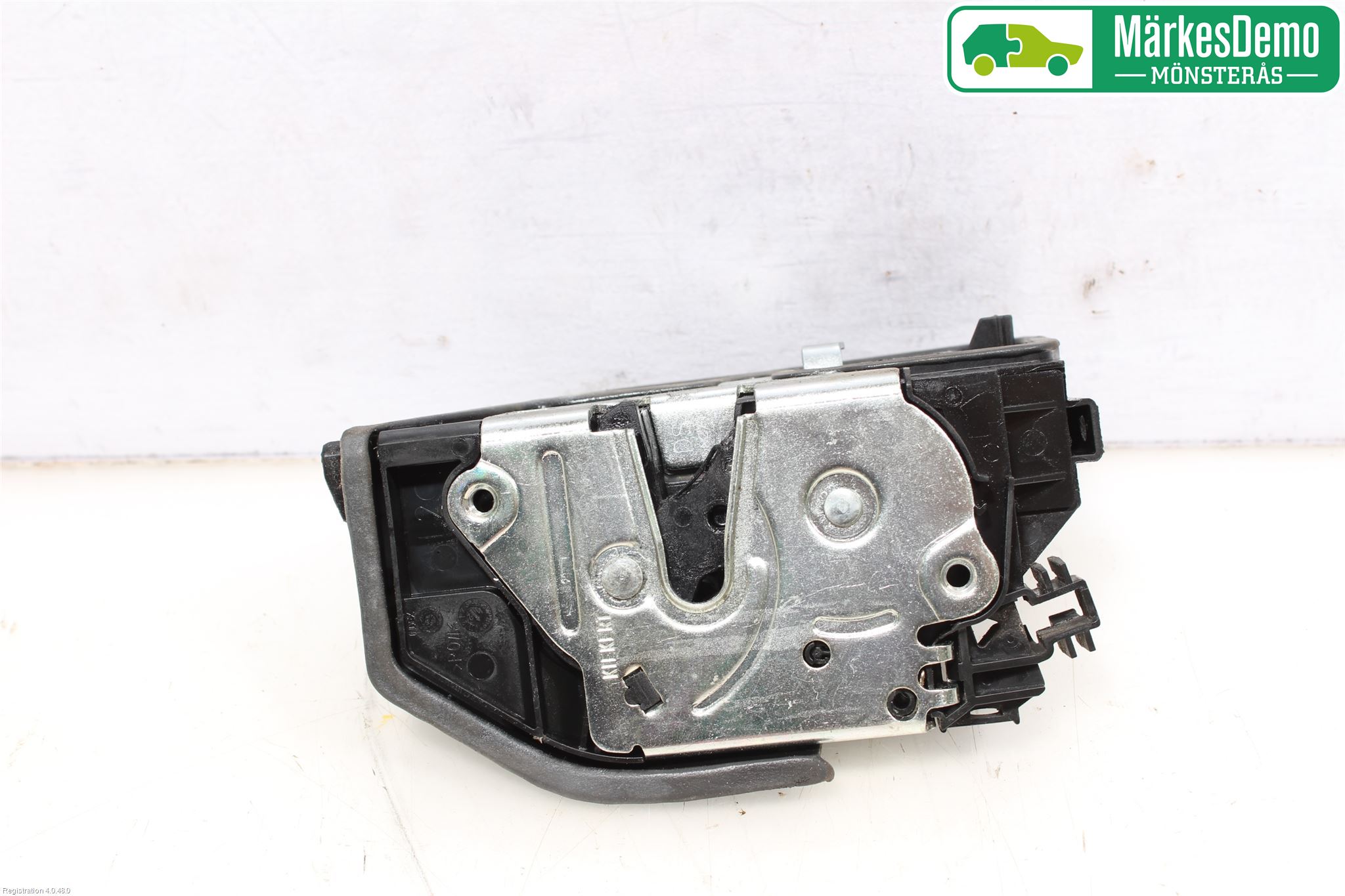 BMW 5 F10/F11/F18 09-17 Dørlås - Låsekasse