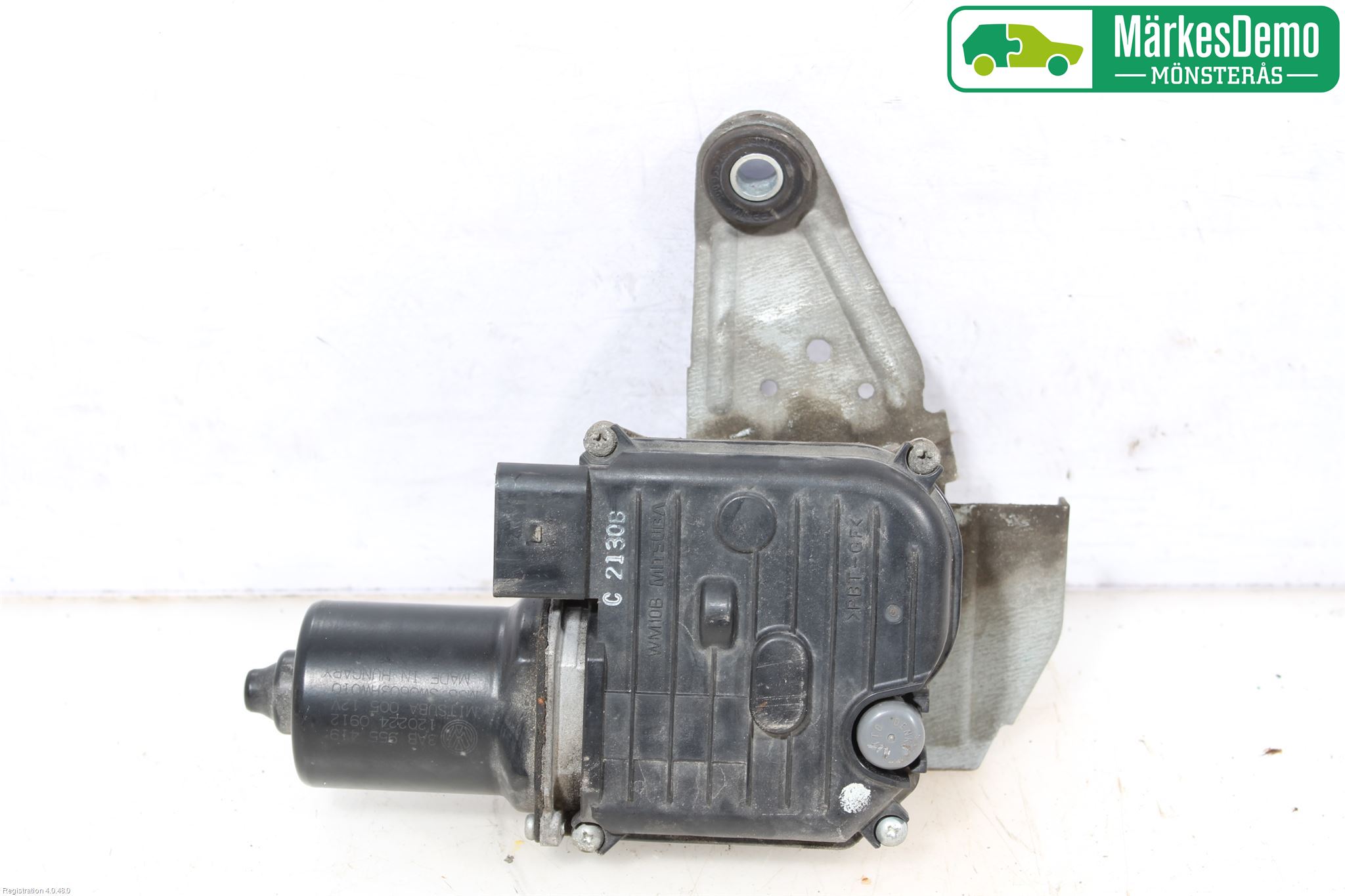 Volkswagen VW PASSAT 11-14 Viskermotor Frontrute