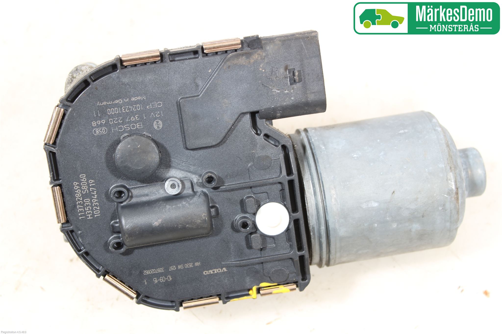 Volvo XC60 09-13 Viskermotor Frontrute
