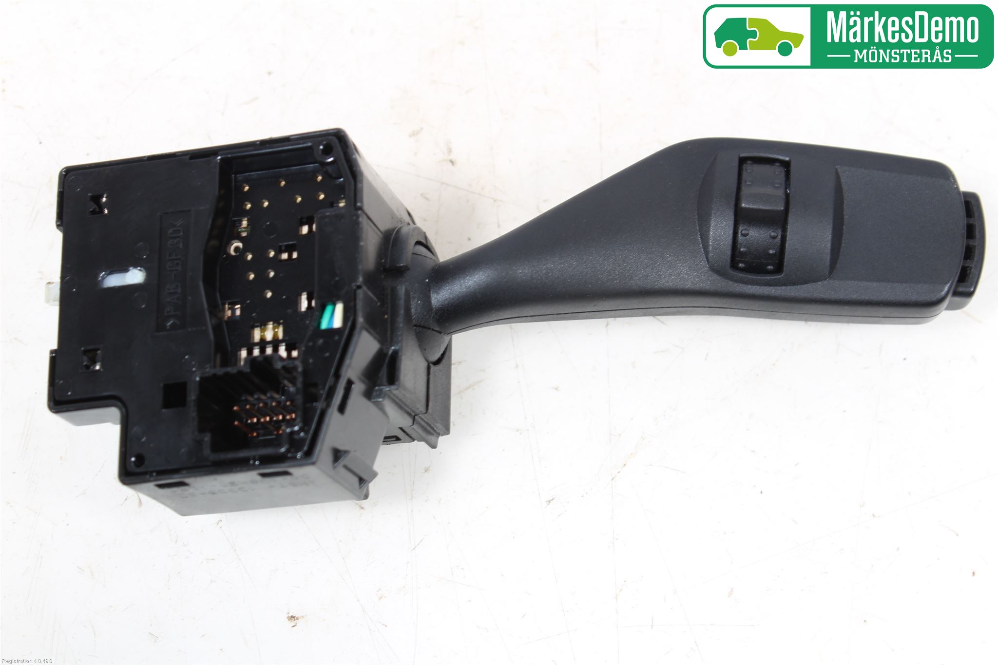 Ford TRANSIT CONNECT 03-08 Bryter Ratt Blinklys - Lys